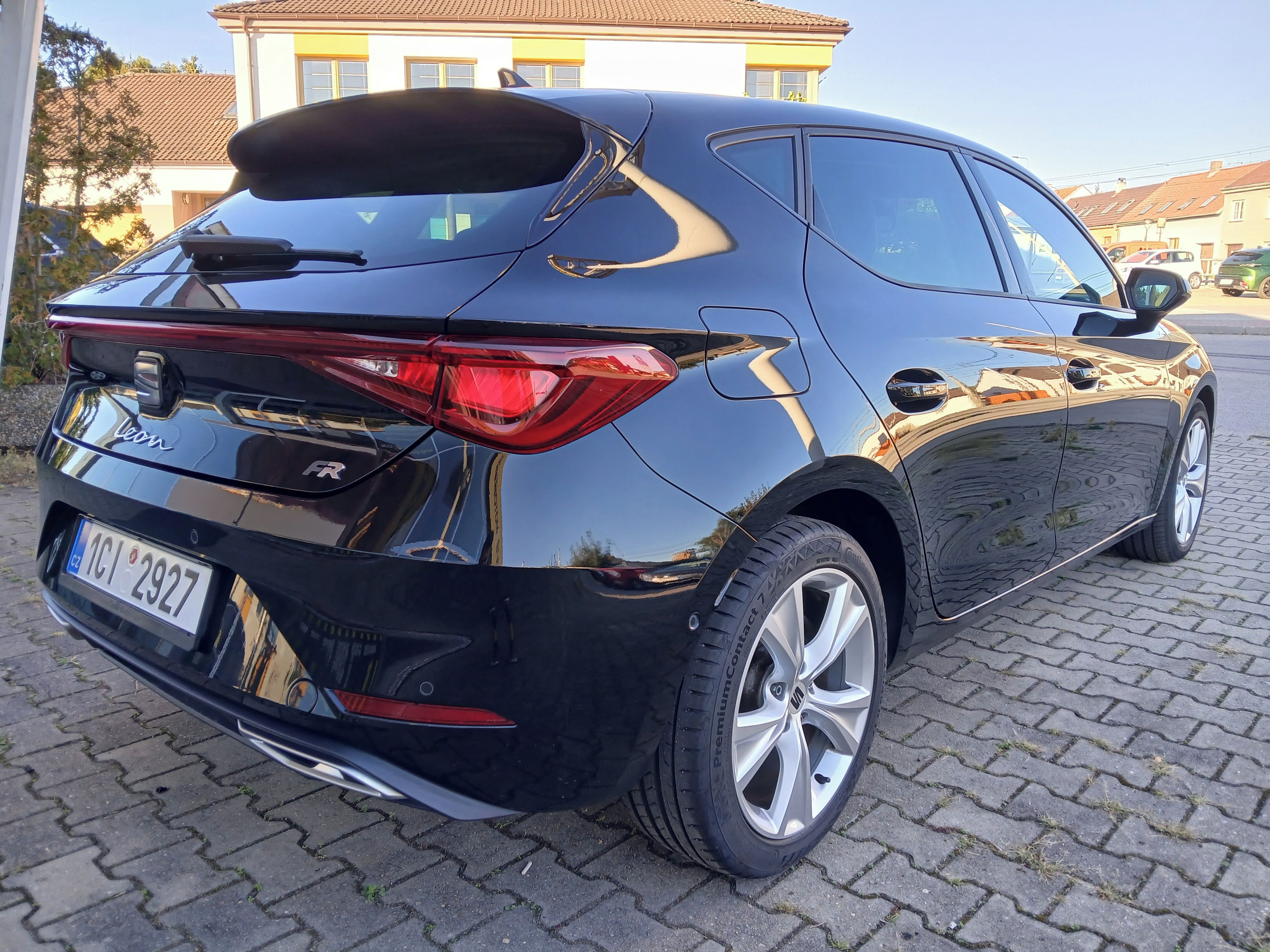 Seat Leon, 2.0TDI FR, 110kW, DSG, SERVIS. - fotka 5