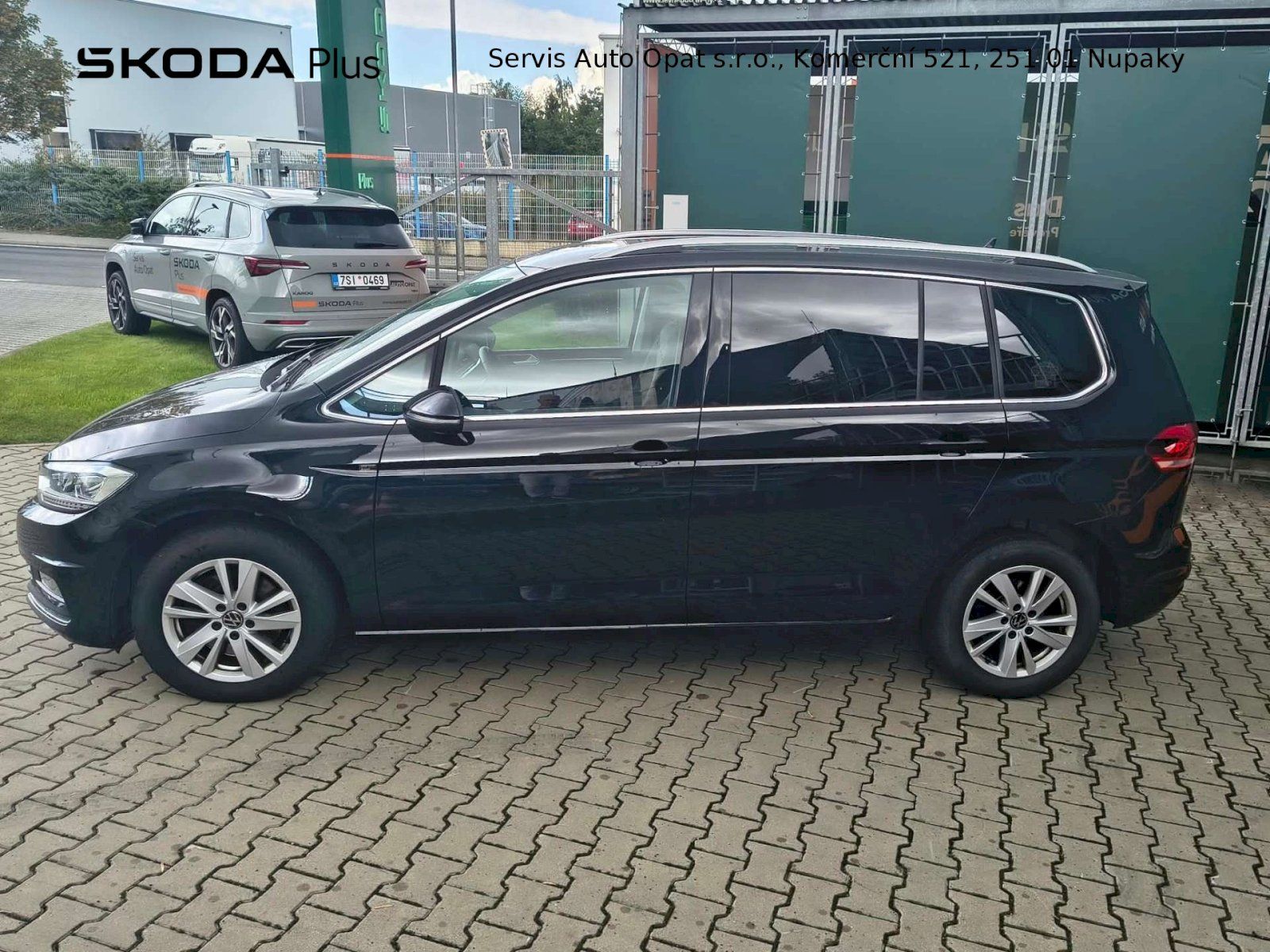 Volkswagen Touran, HIGHLINE 2.0TDI 110KW DSG ZÁRU - fotka 3