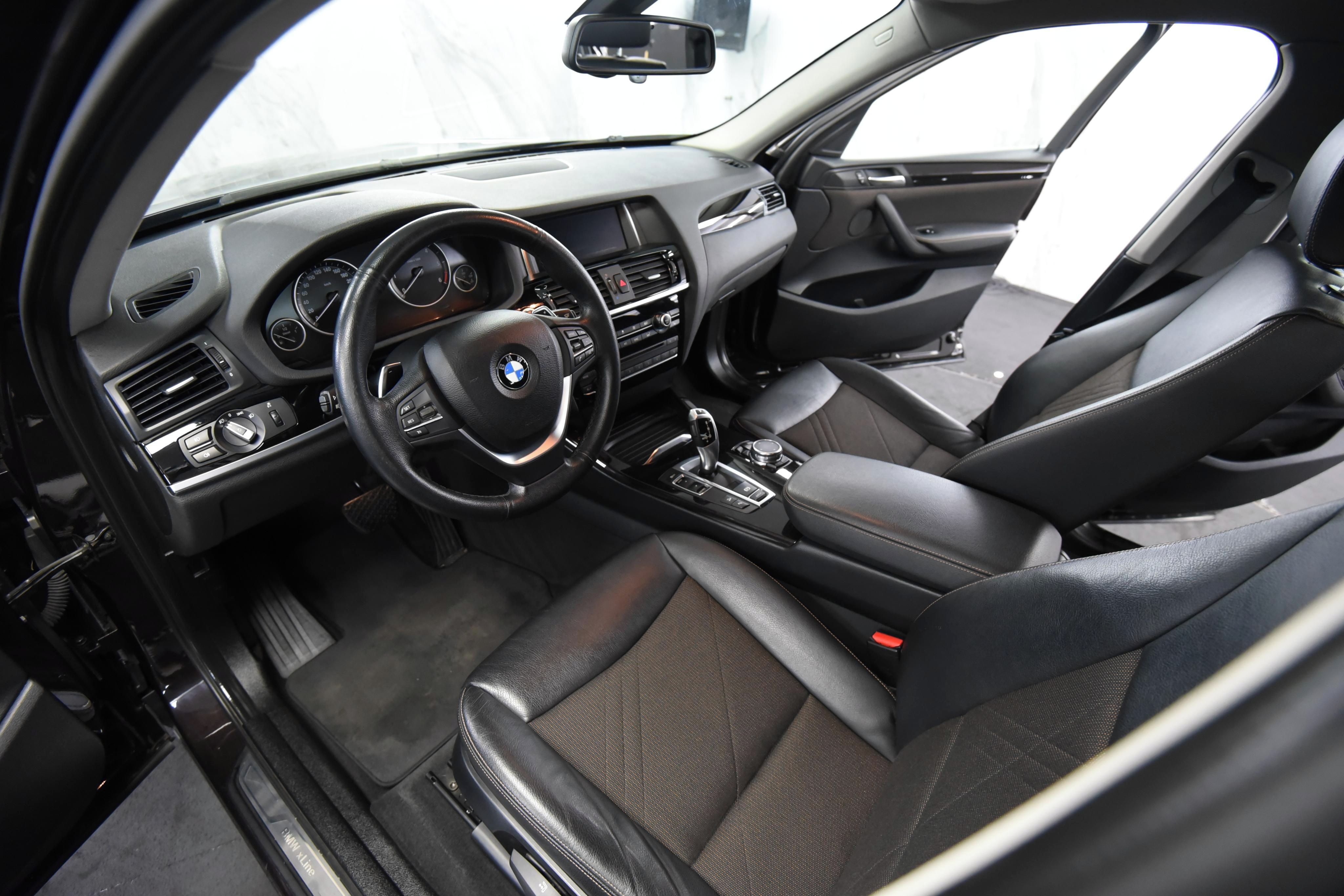 BMW X4, X4 XDRIVE 20D - Servisováno - fotka 6
