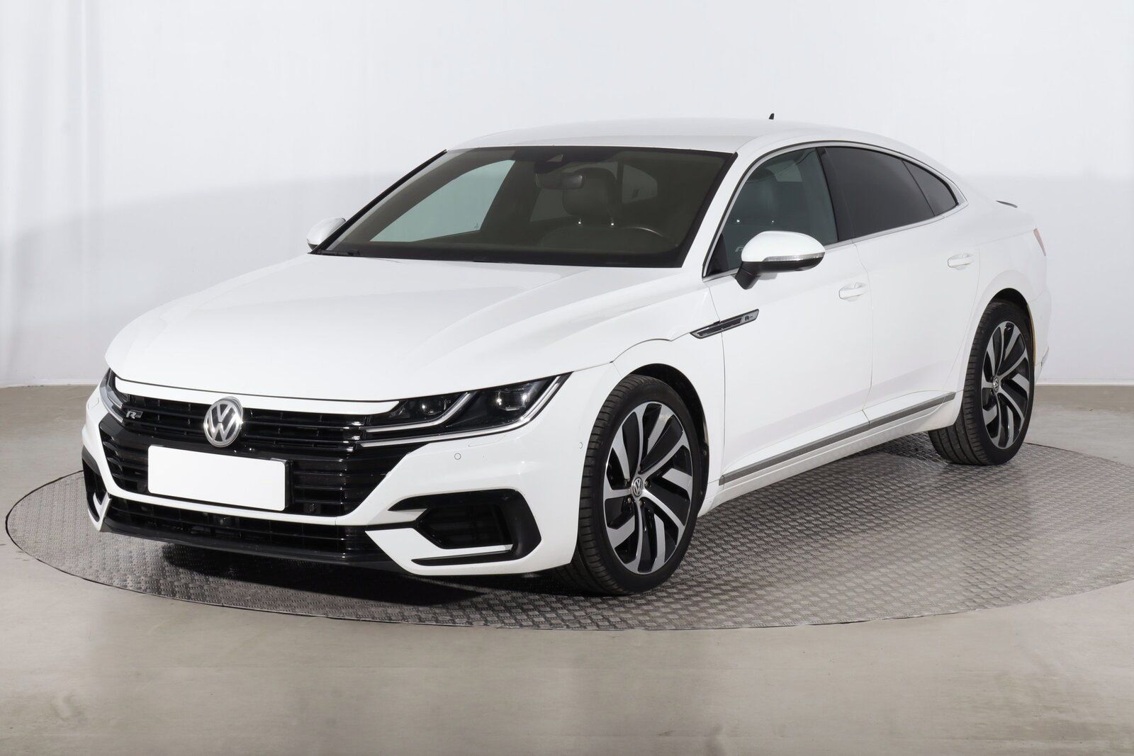 Volkswagen Arteon, 2.0 TDI, R-line, Automat - fotka 2