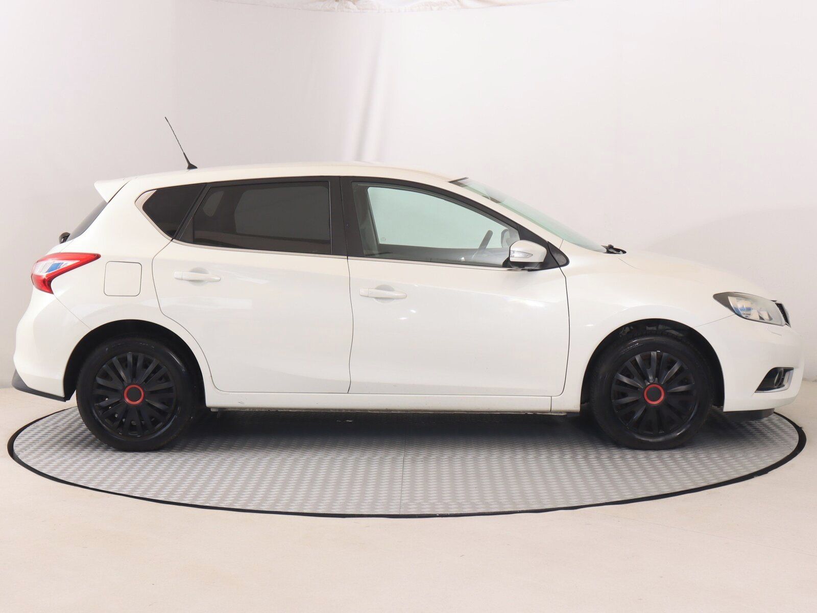 Nissan Pulsar, 1.2 DIG-T, Serv.kniha - fotka 6