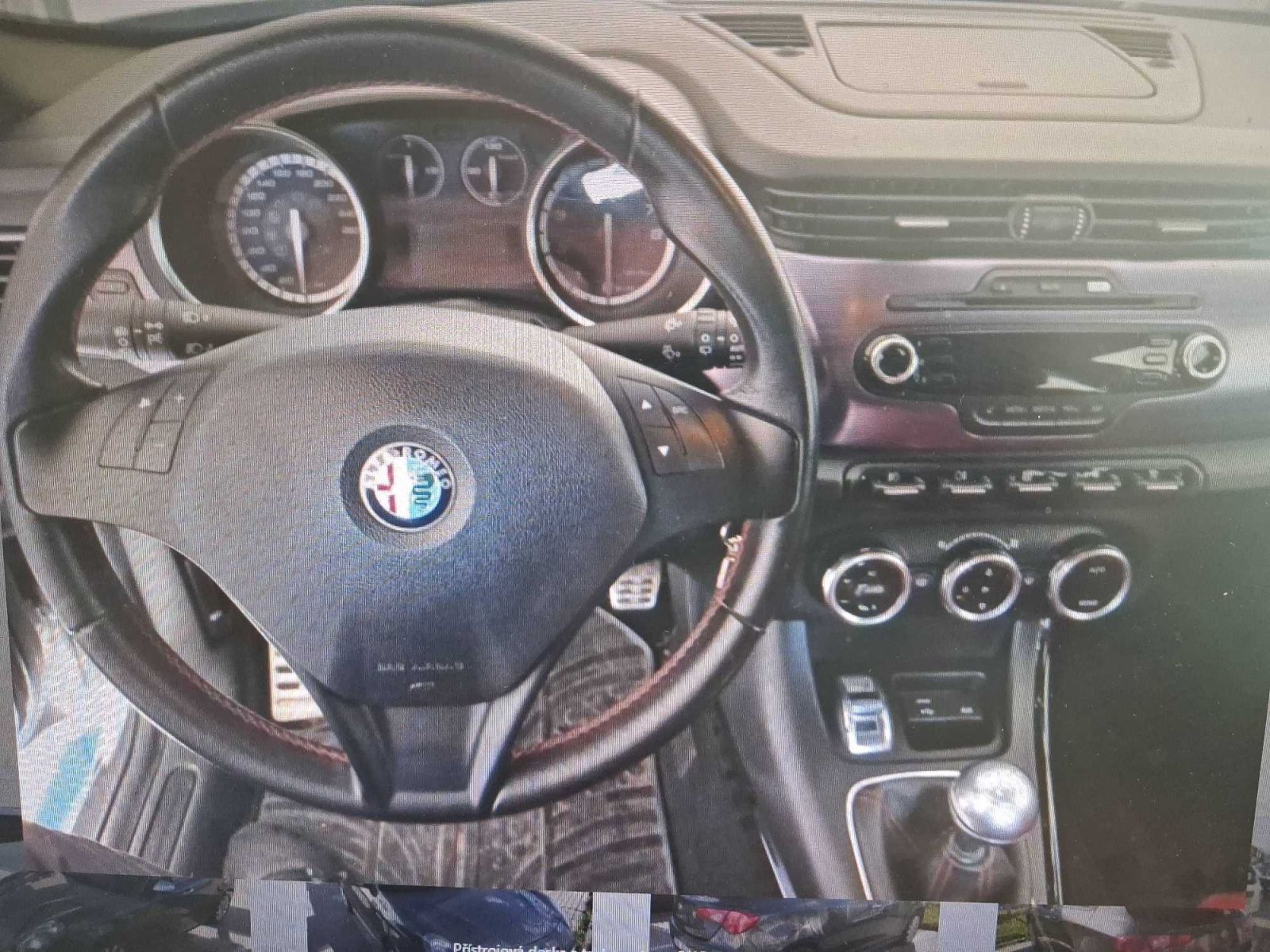 Alfa Romeo Giulietta, 1.4 T MultiAir, Serv.kniha - fotka 3