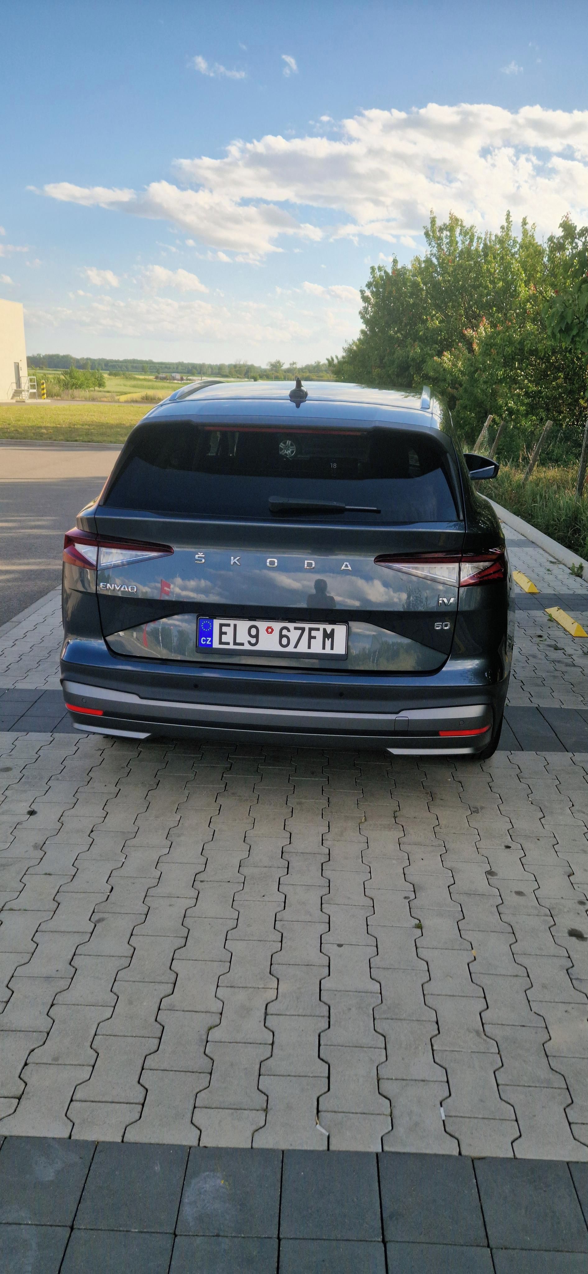 Škoda Enyaq, Škoda Enyaq iV 60 SOH 91,8 % - fotka 2