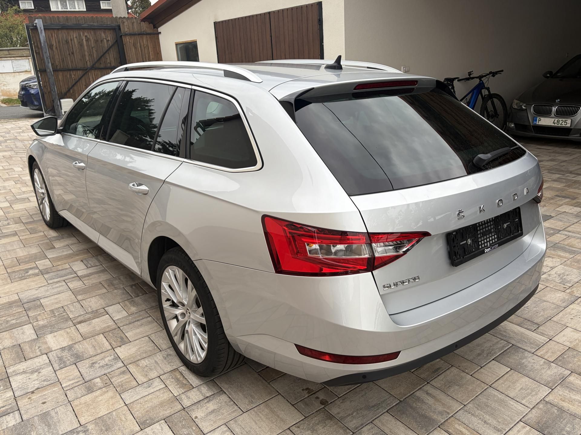 Škoda Superb, 1.5 Tsi,110kw, tazne, kuze - fotka 2