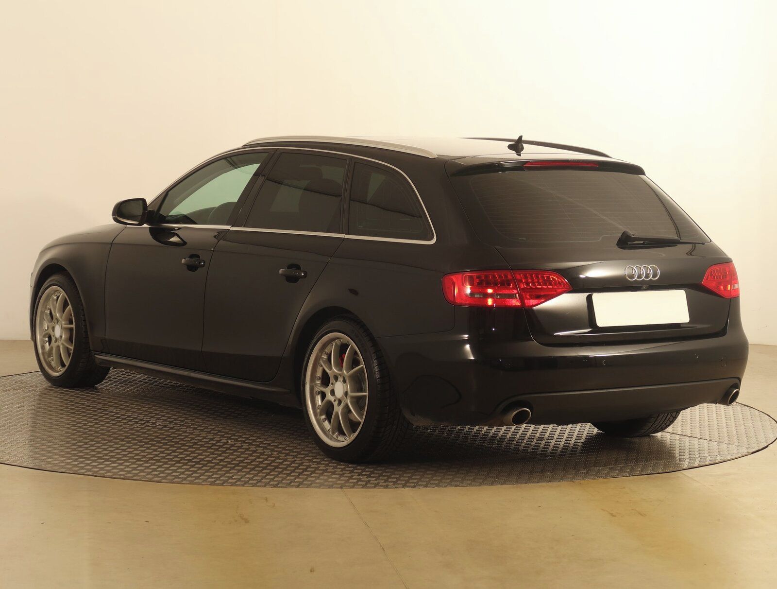 Audi A4, 3.0 TDI, 4X4, Automat - fotka 4