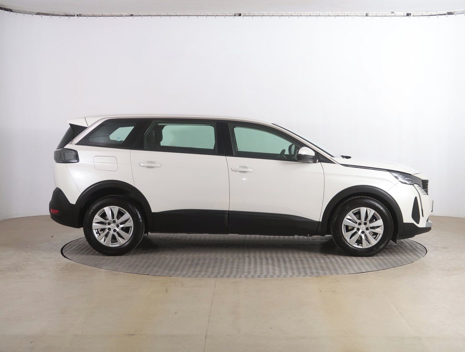 Peugeot 5008, PureTech 130, Active Pack - fotka 6