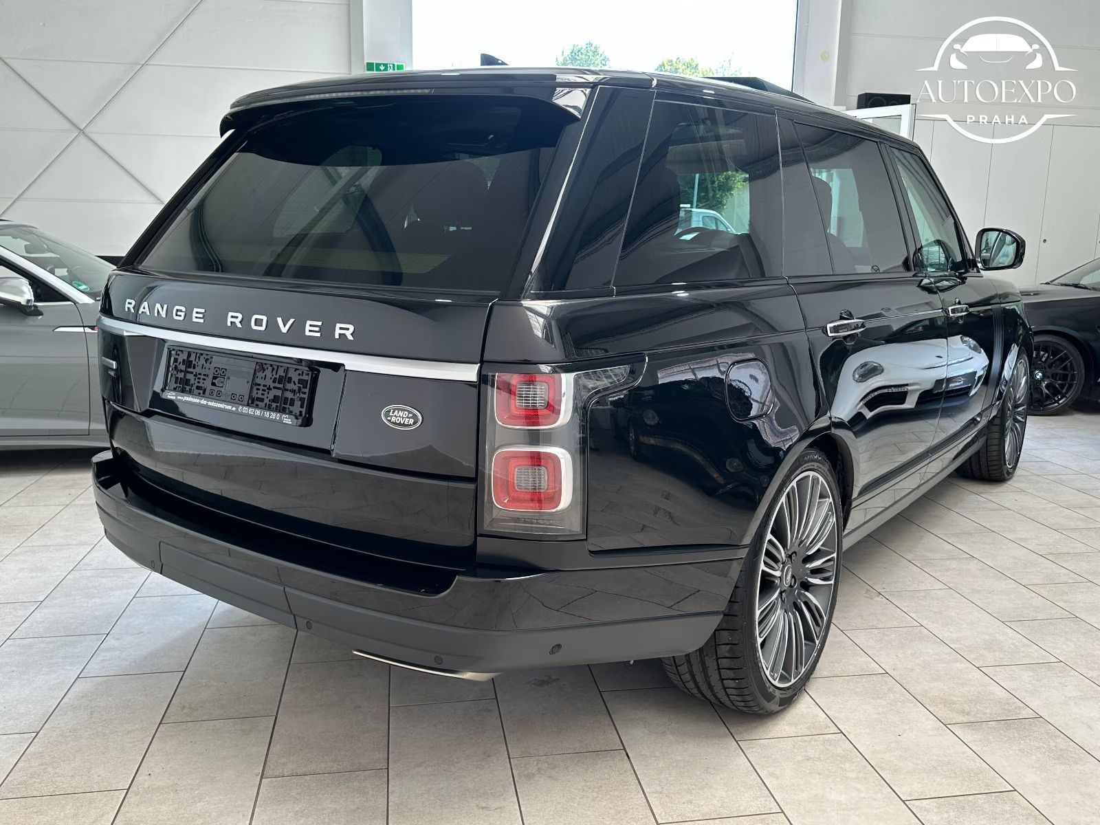 Land Rover Range Rover, 5.0L V8 Komp Autobiography - fotka 5