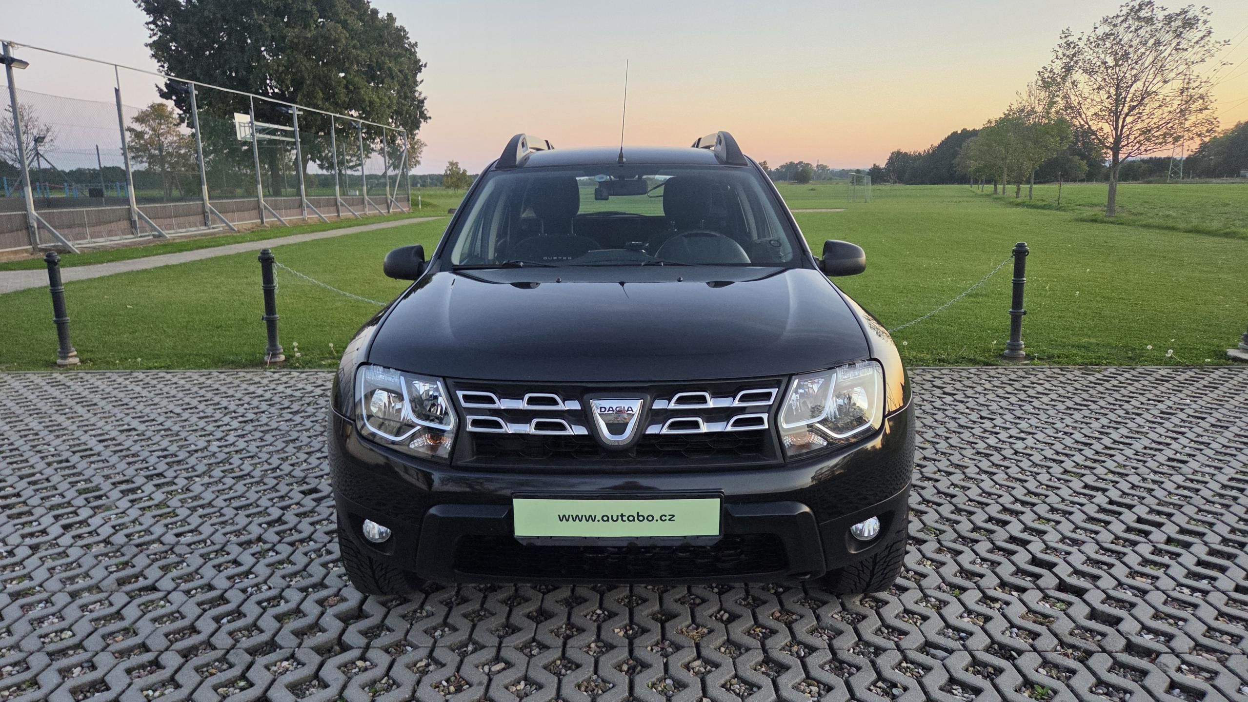 Dacia Duster, 77 kW 1.6 16V 4x4 CZ, tazne - fotka 2