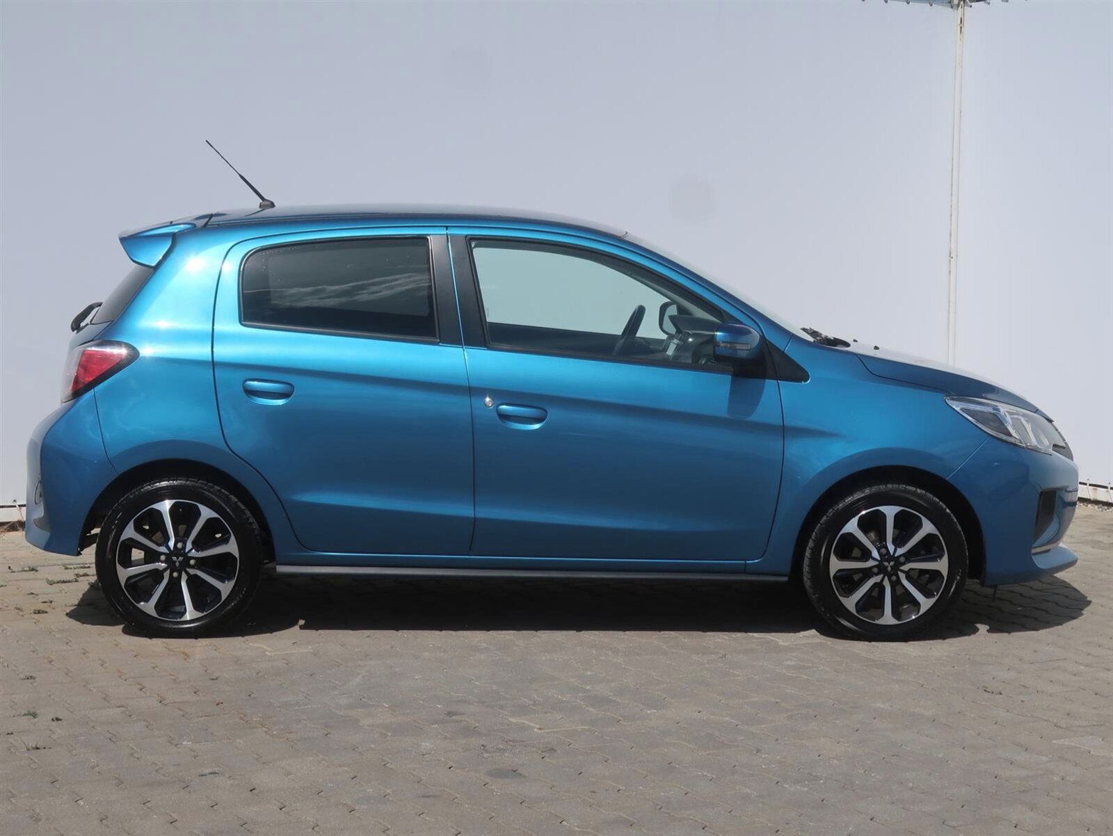 Mitsubishi Space Star, 1.2 MIVEC, Intense, Automat - fotka 6