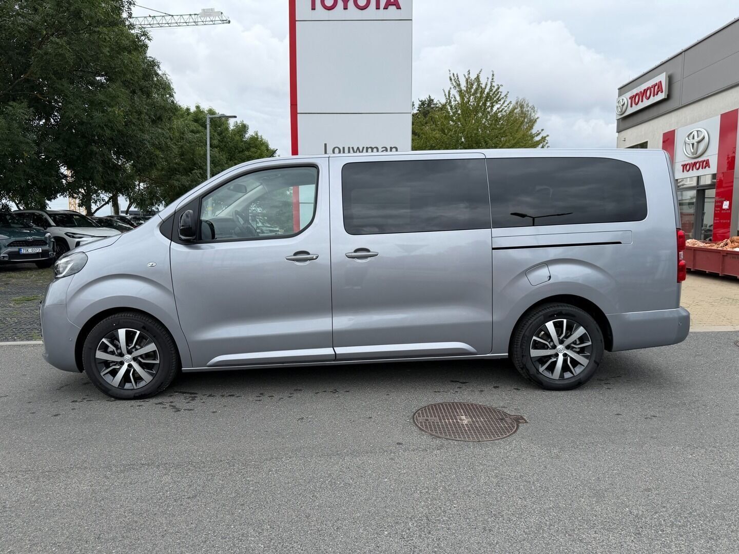 Toyota Proace Verso, L2 2.2D 6st MAN Family - fotka 3