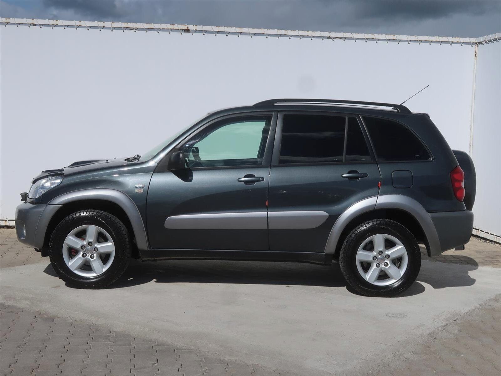 Toyota Rav4, 2.0 D-4D , 4X4 - fotka 3
