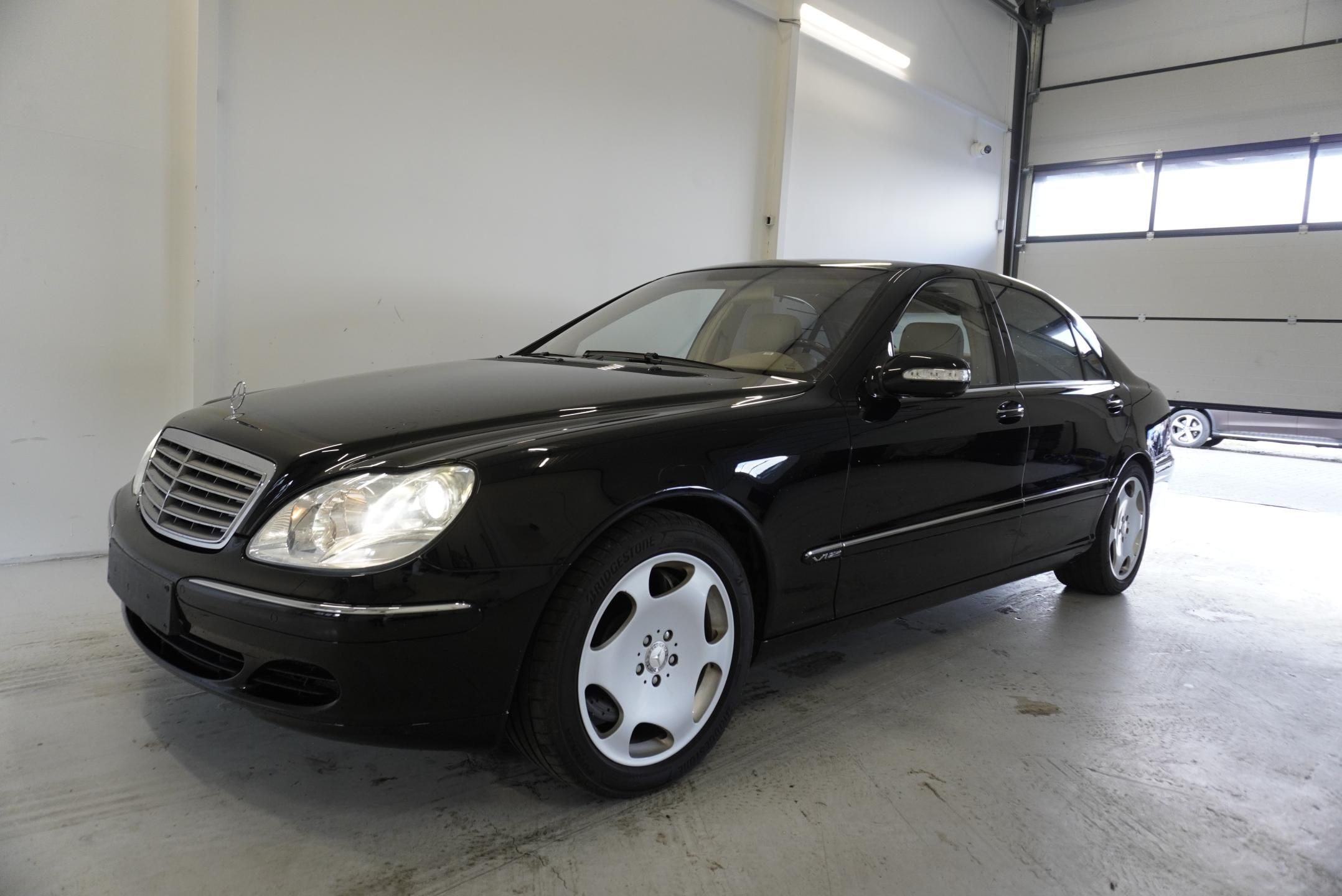 Mercedes-Benz Třídy S, S600 5,5I V12 LONG AUT.