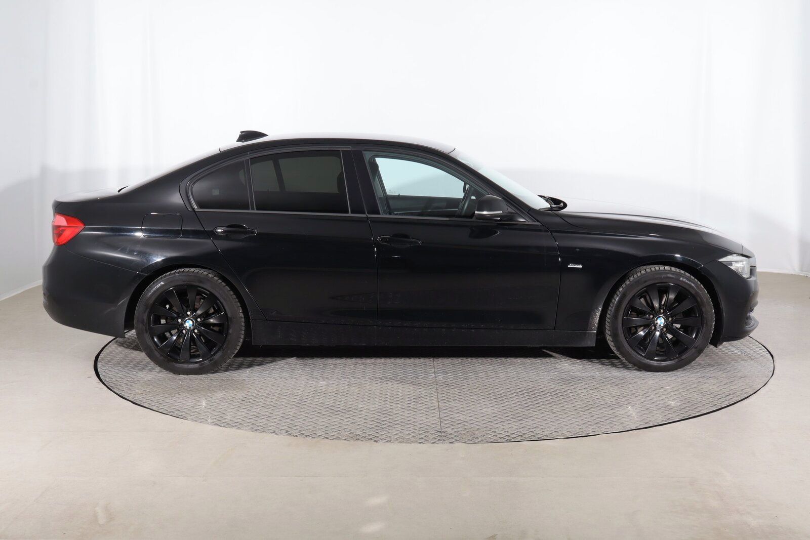 BMW Řada 3, 320 d, Serv.kniha - fotka 6