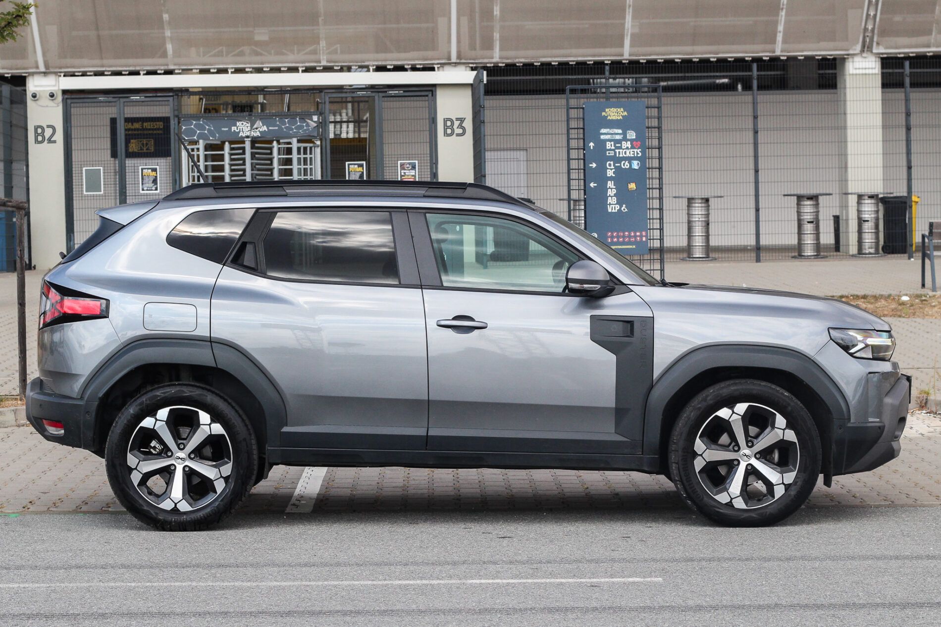 Dacia Duster - fotka 4