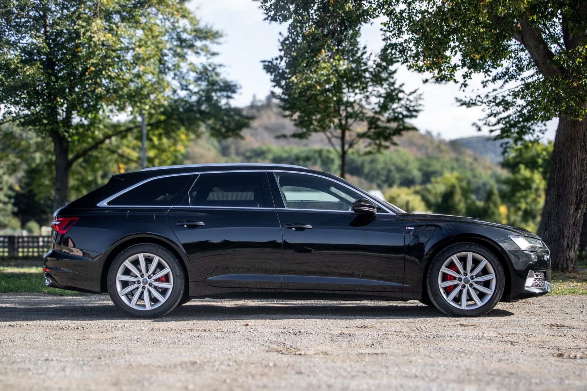 Audi A6 Avant - fotka 4