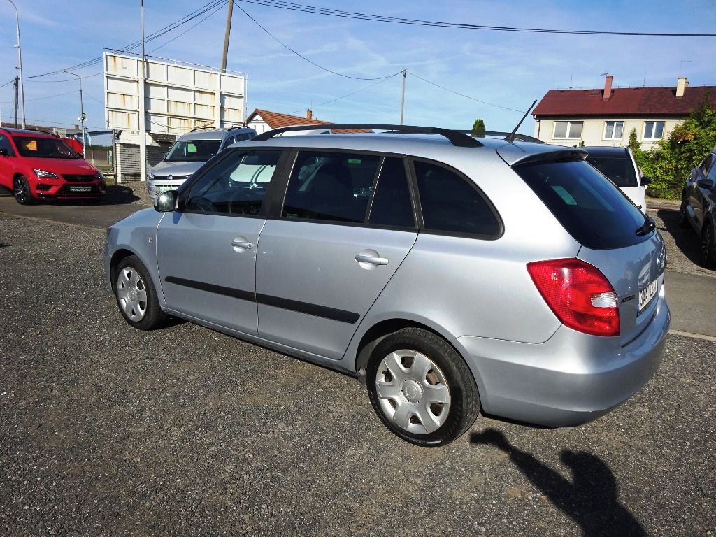 Škoda Fabia, COMBI II Amb. 1,2TSI 63kW - ČR - fotka 5