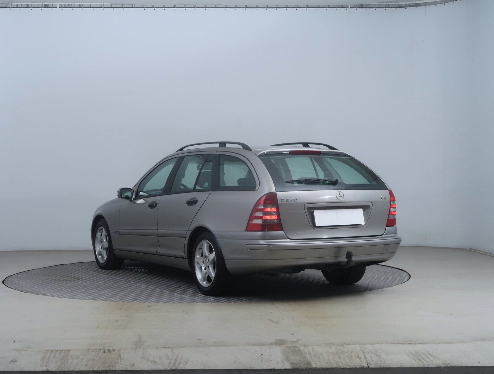 Mercedes-Benz Třídy C, 270 CDI, Classic, po STK - fotka 4