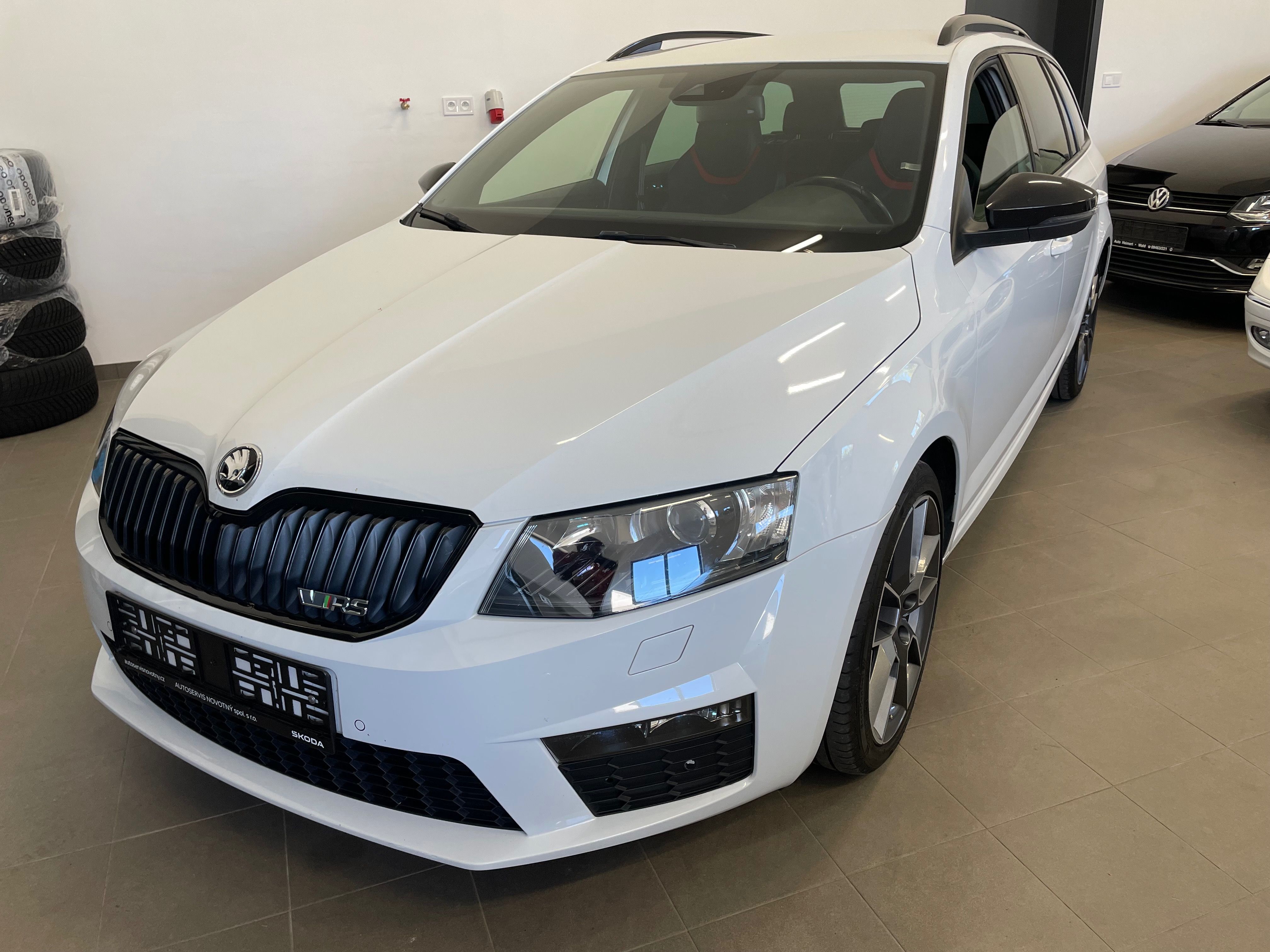 Škoda Octavia, RS 2,0 TSI 162 KW TOP STAV - fotka 4