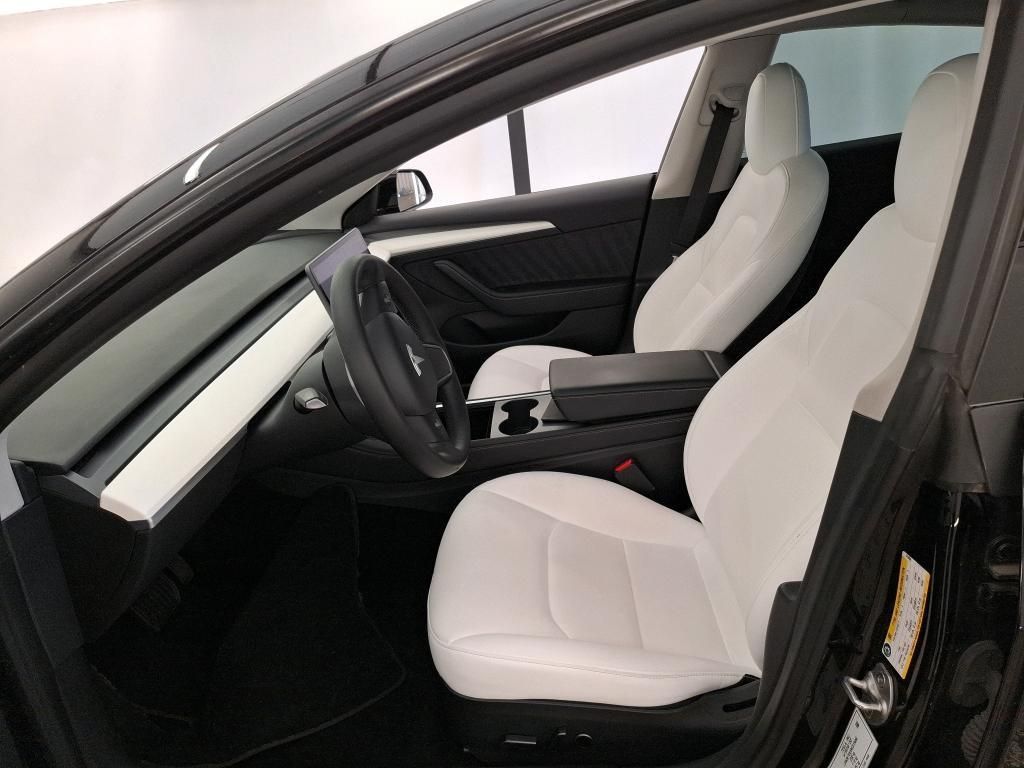 Tesla Model 3, AWD Long Range    PŘIPRAVUJEME - fotka 6