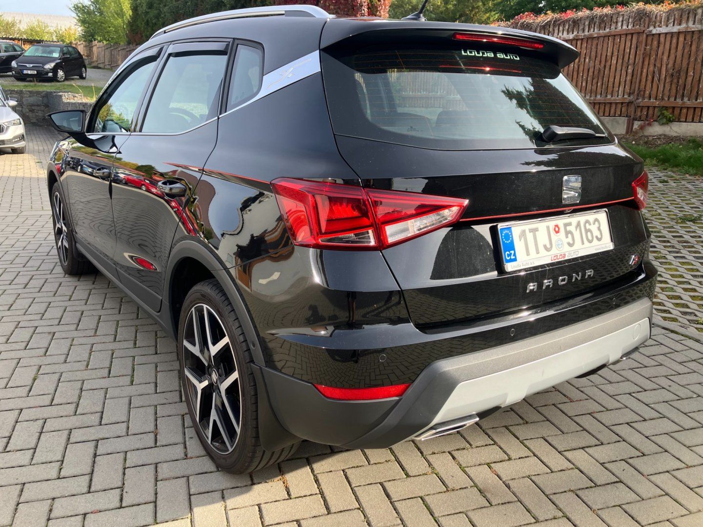 Seat Arona, FR 1.0TSI 85kW 1.MAJITEL ČR - fotka 6