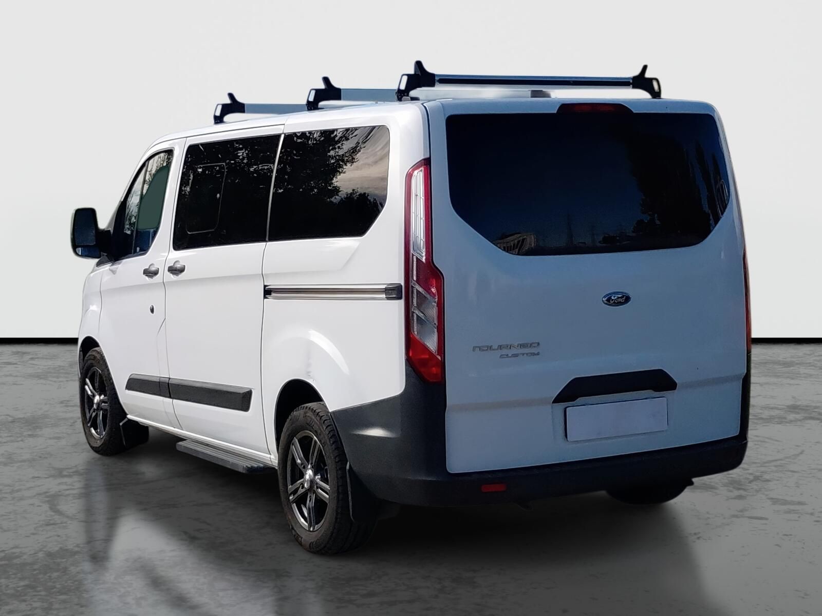 Ford Tourneo Custom, 2.0 EcoBlue, Klima, ČR, 1Maj - fotka 4