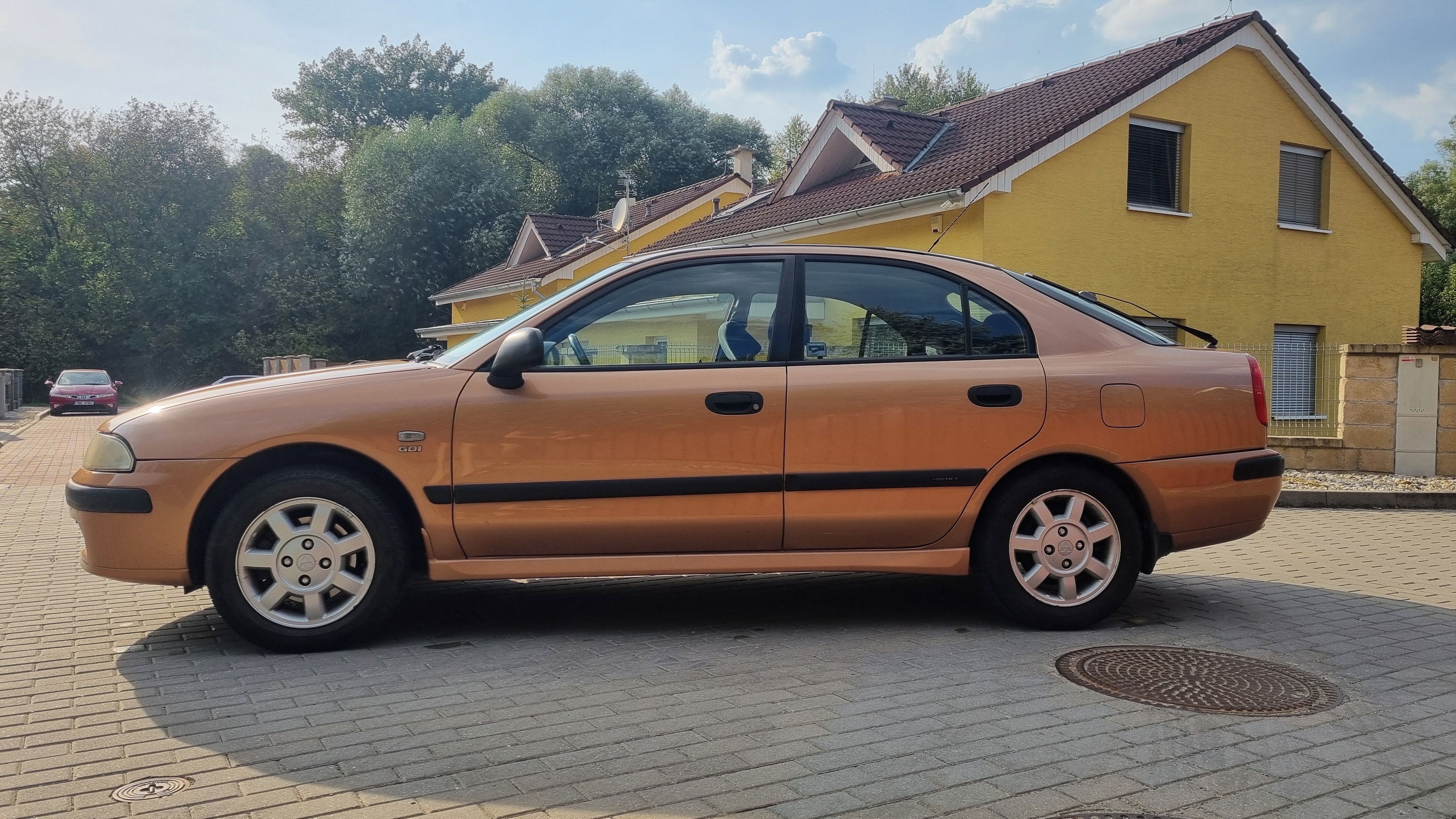 Mitsubishi Carisma, 1.8 92kW - fotka 6