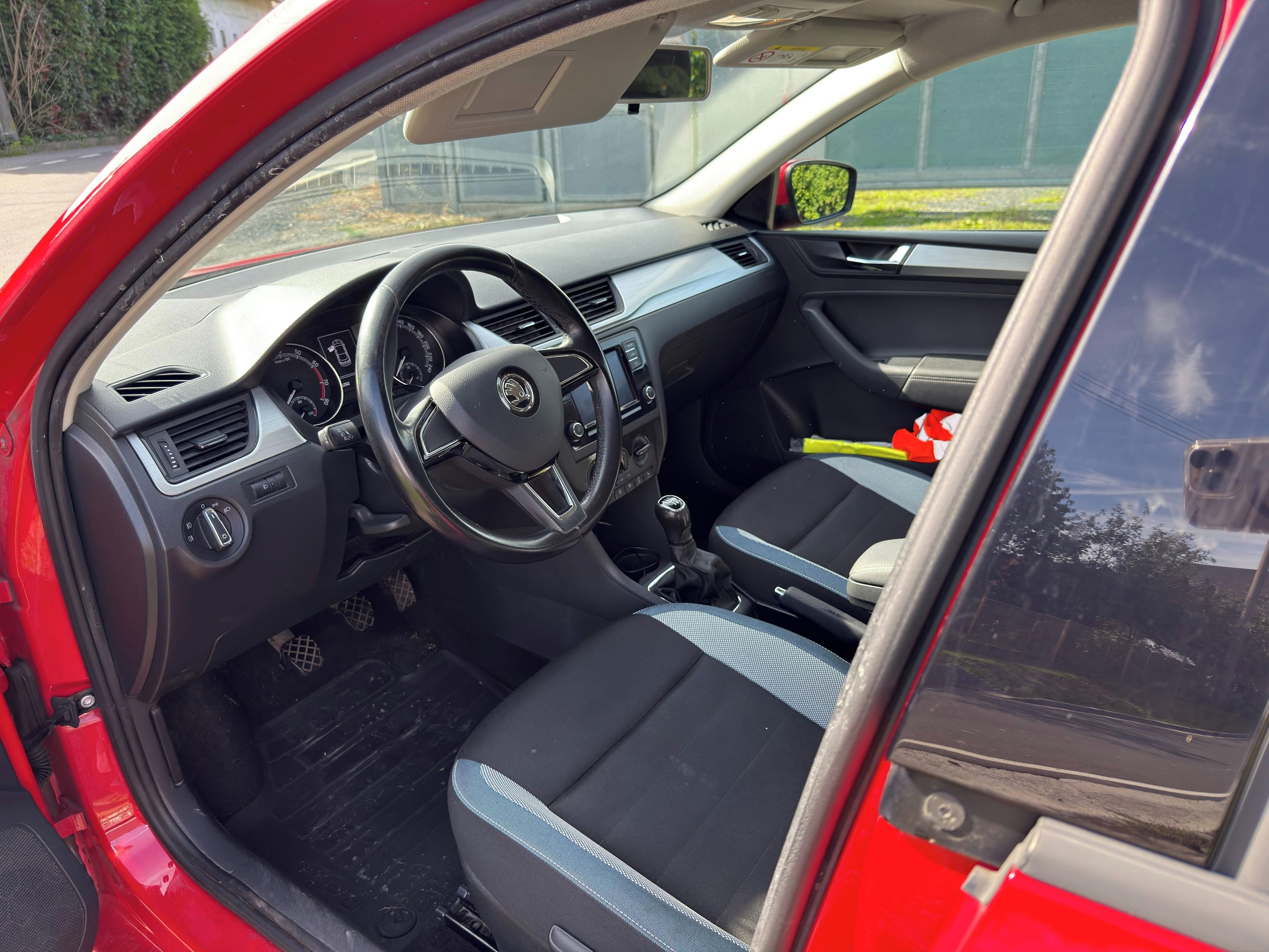 Škoda Rapid, 1.0 TSi 85KW 6kvalt - fotka 5