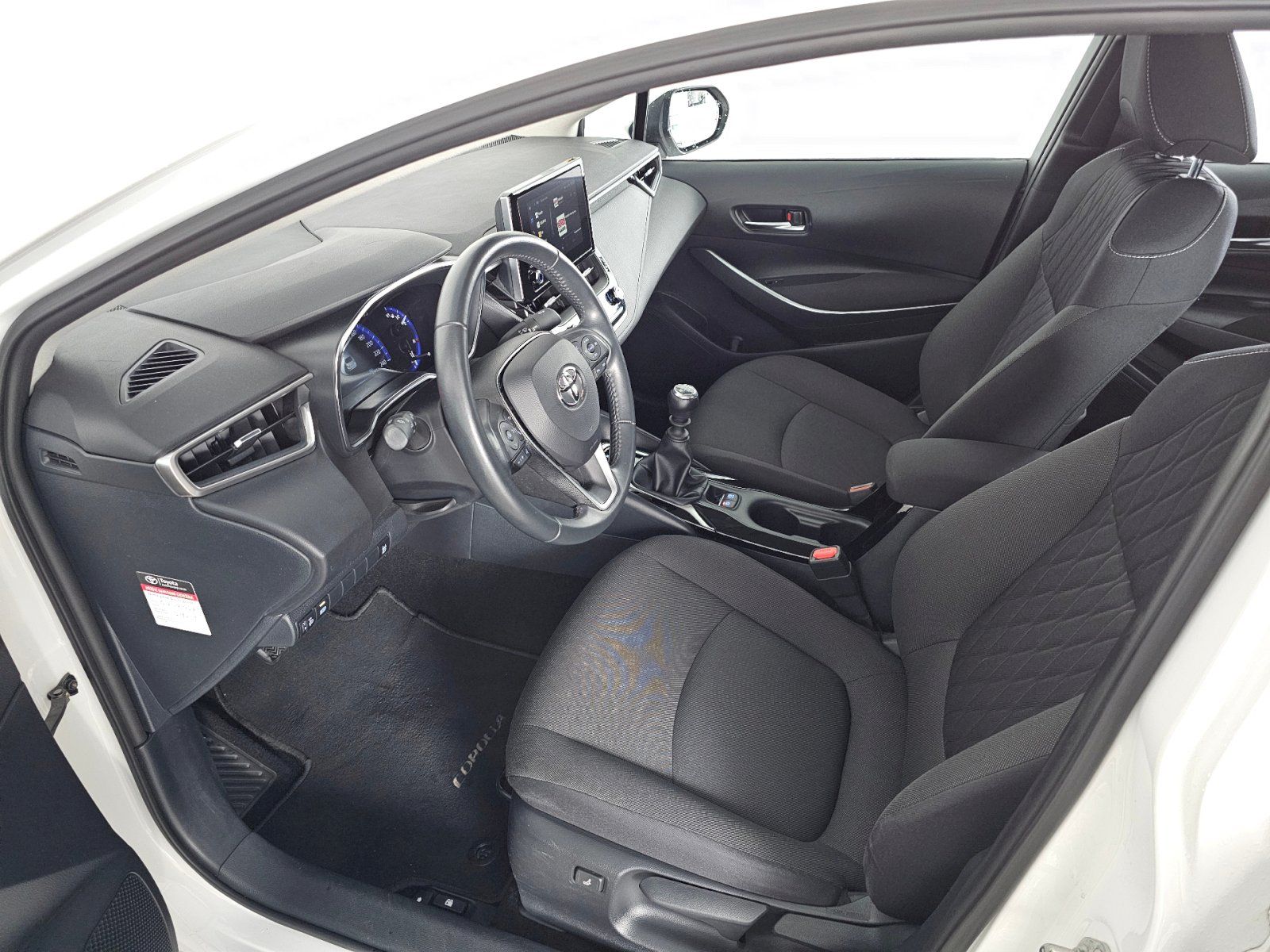 Toyota Corolla, SD 1.5 VVT-i 92kW Comfort TECH - fotka 6