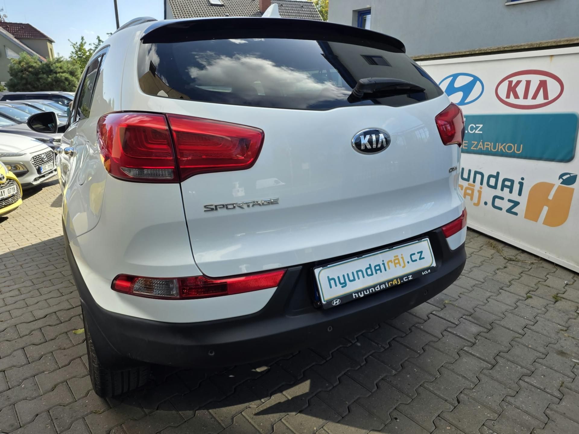 Kia Sportage, 2.0-1.MAJ-NAVI-KAMERA-ISOFIX - fotka 6