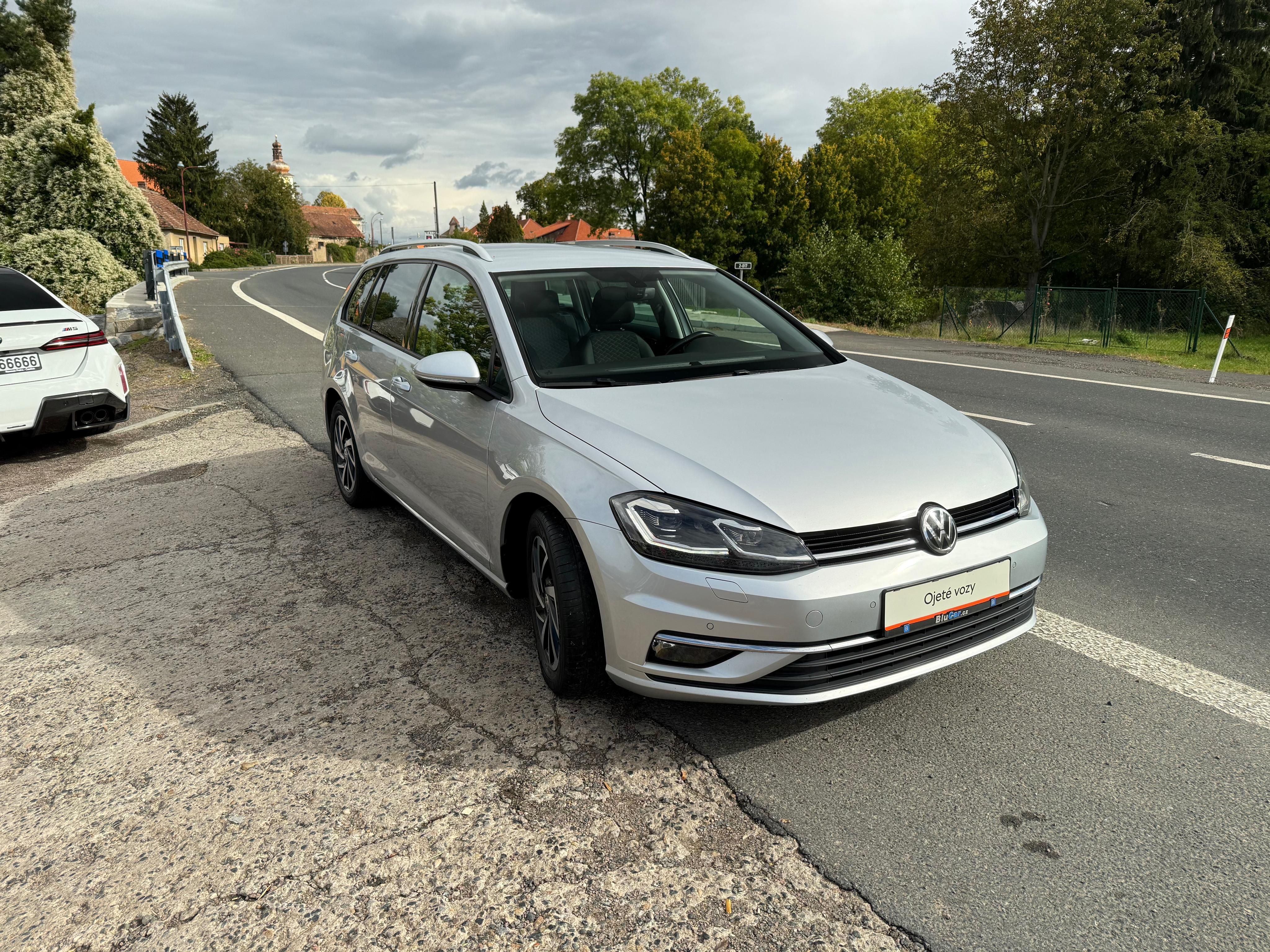 Volkswagen Golf, 1.6TDI Dsg Navi Led Acc Výhřev