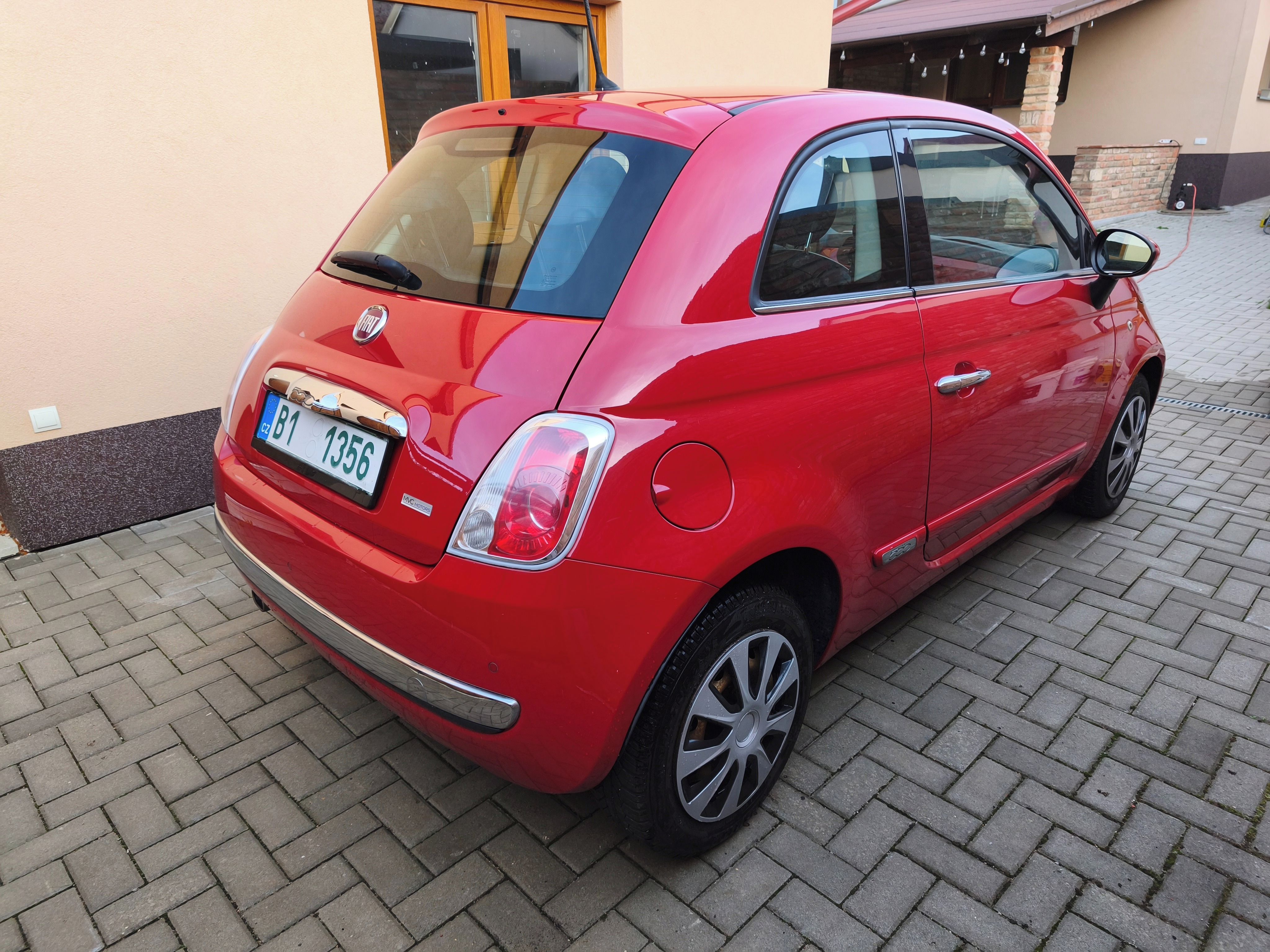 Fiat 500, Fiat 500 1,2 51 kw r.v. 2015 - fotka 5