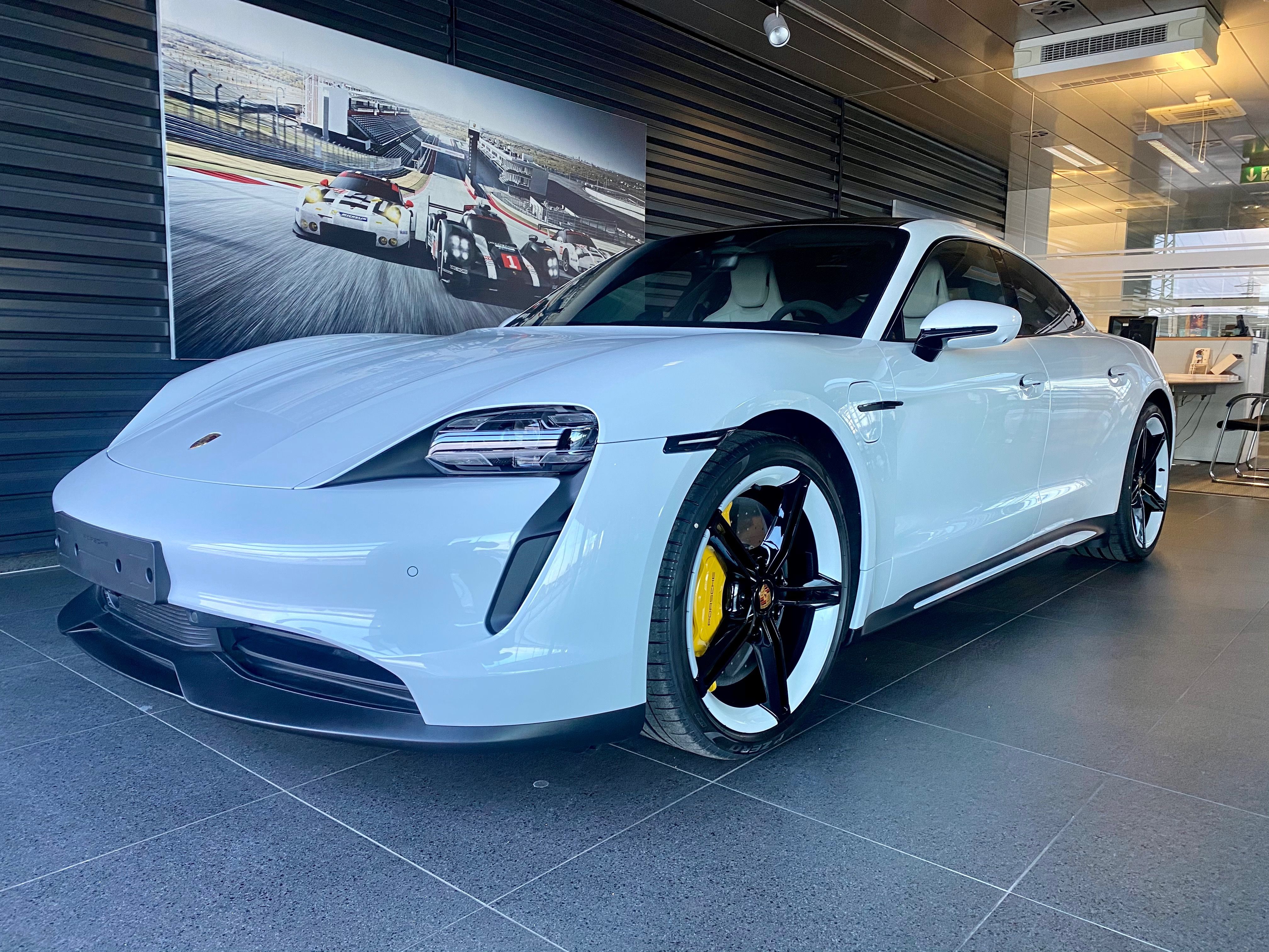 Porsche Taycan, Vyměněná nová baterie Approved