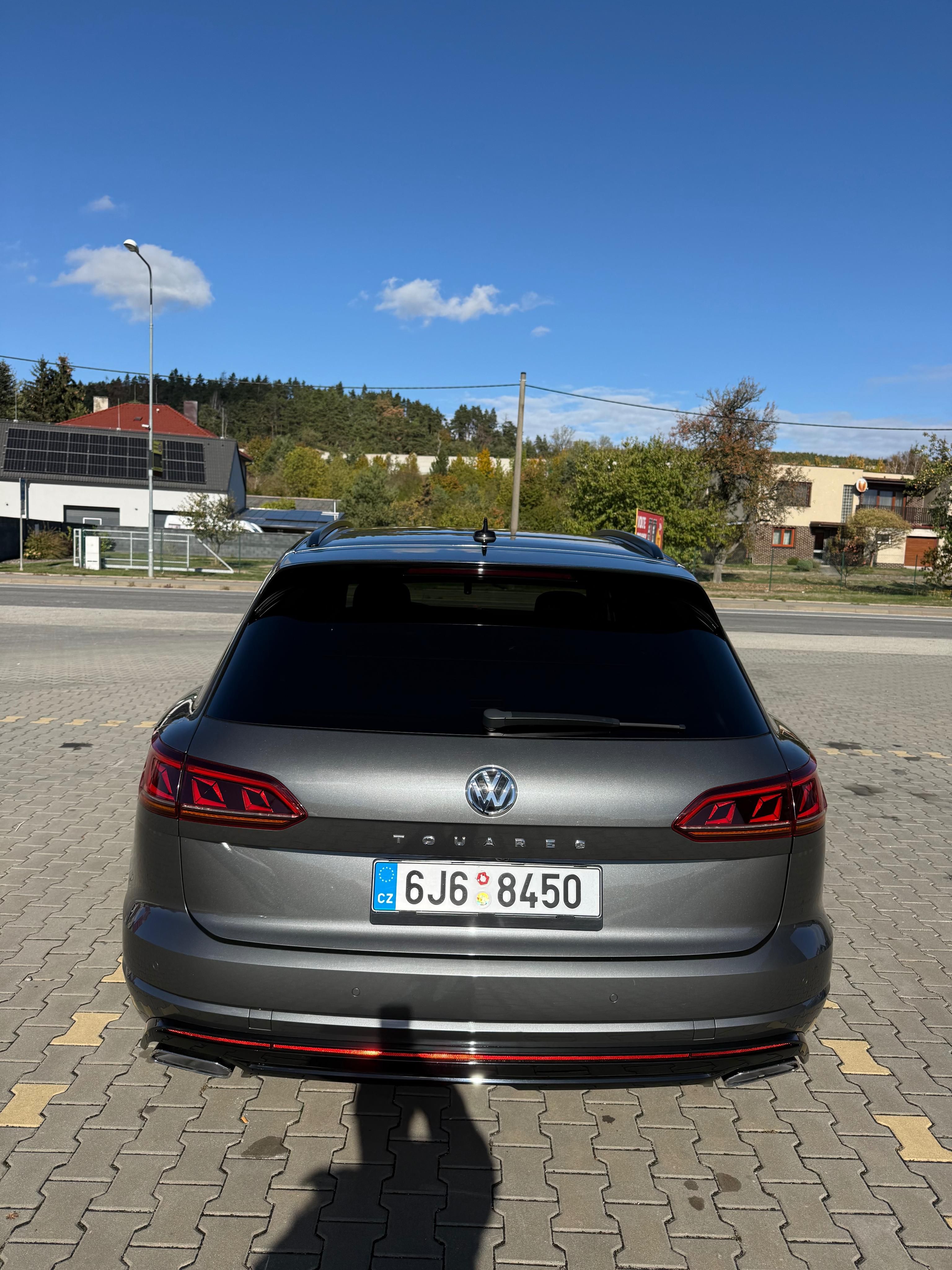 Volkswagen Touareg - fotka 4
