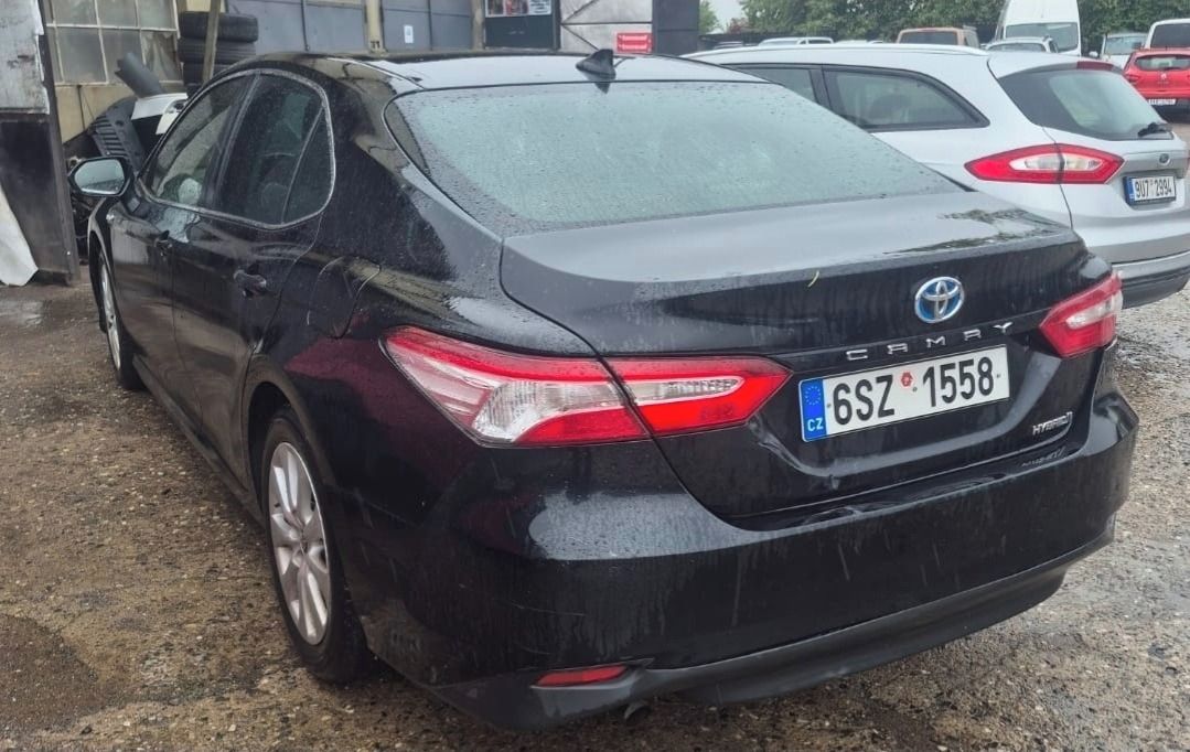 Toyota Camry, 2.5 hybrid - fotka 2