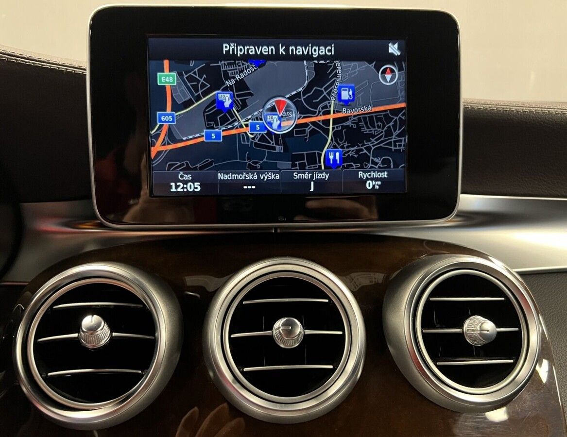 Mercedes-Benz GLC, 250 4Matic AT - fotka 6