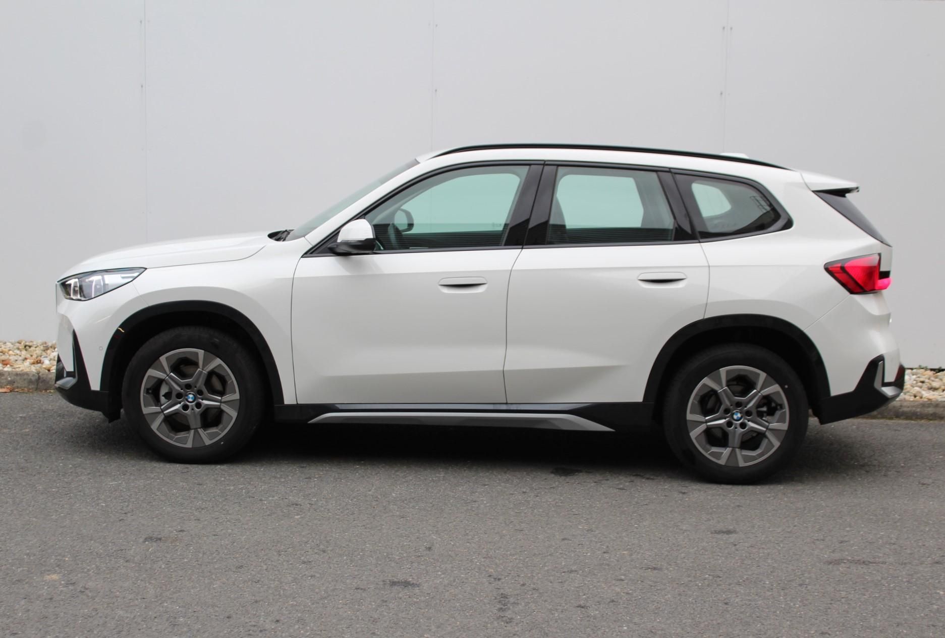 BMW X1, BMW X1 sDrive18i - fotka 3