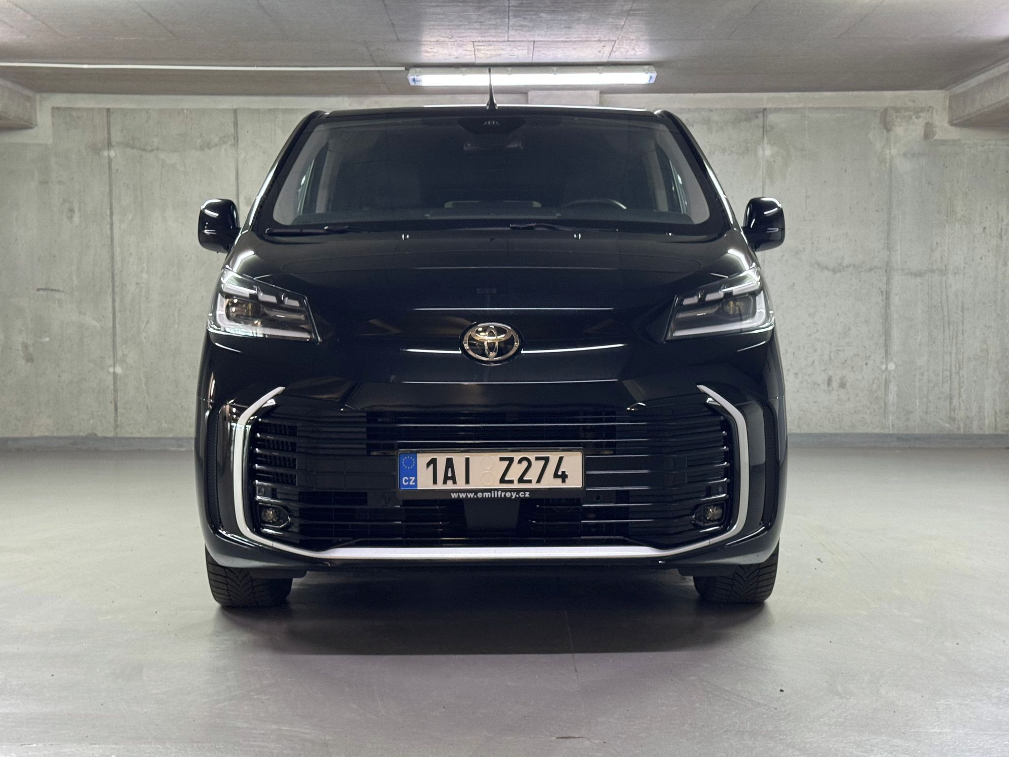 Toyota Proace Verso, 2.0, D, AT, L2, VIP, 7 míst - fotka 2