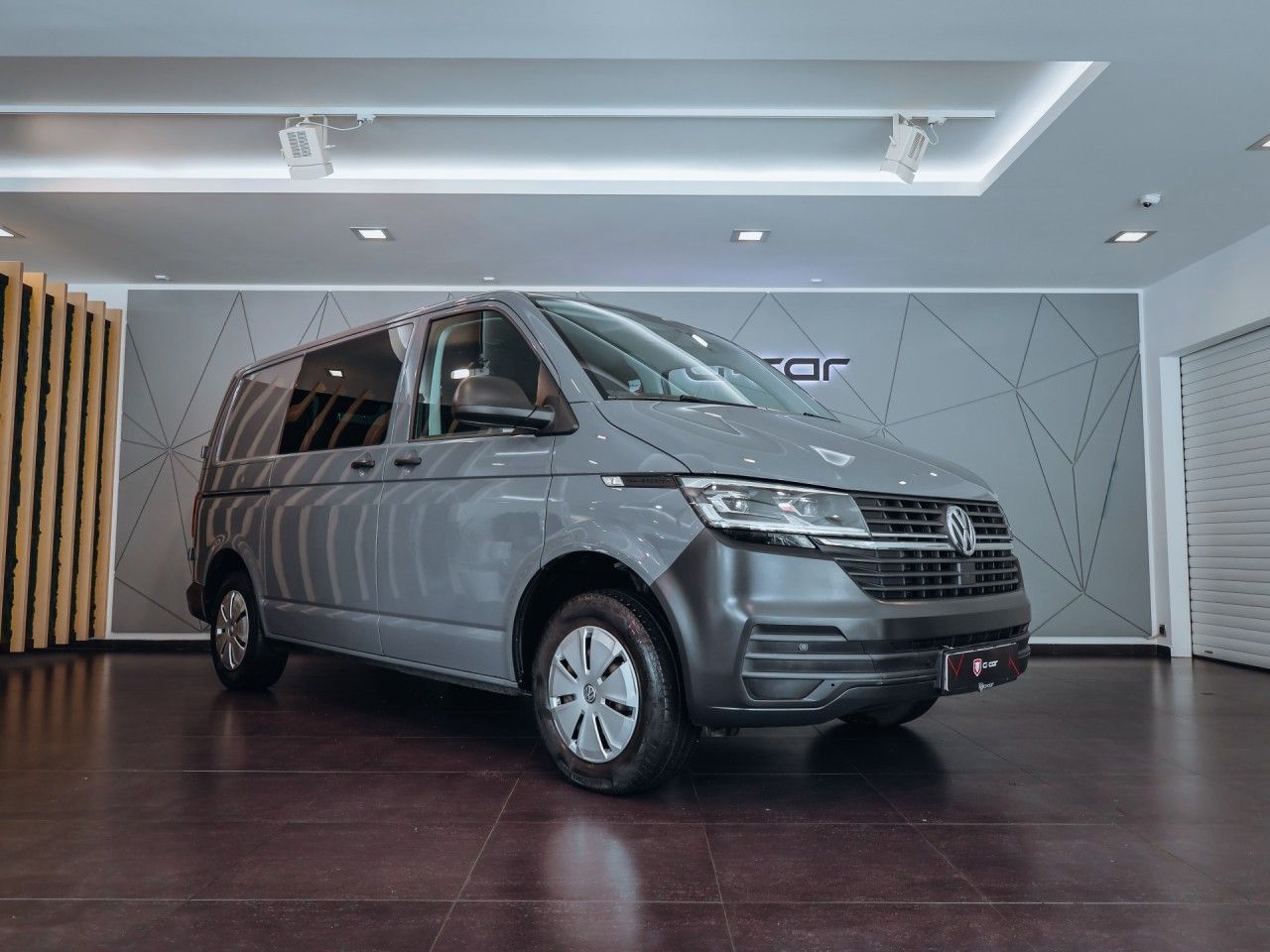 Volkswagen Transporter, 2.0TDI 6 míst
