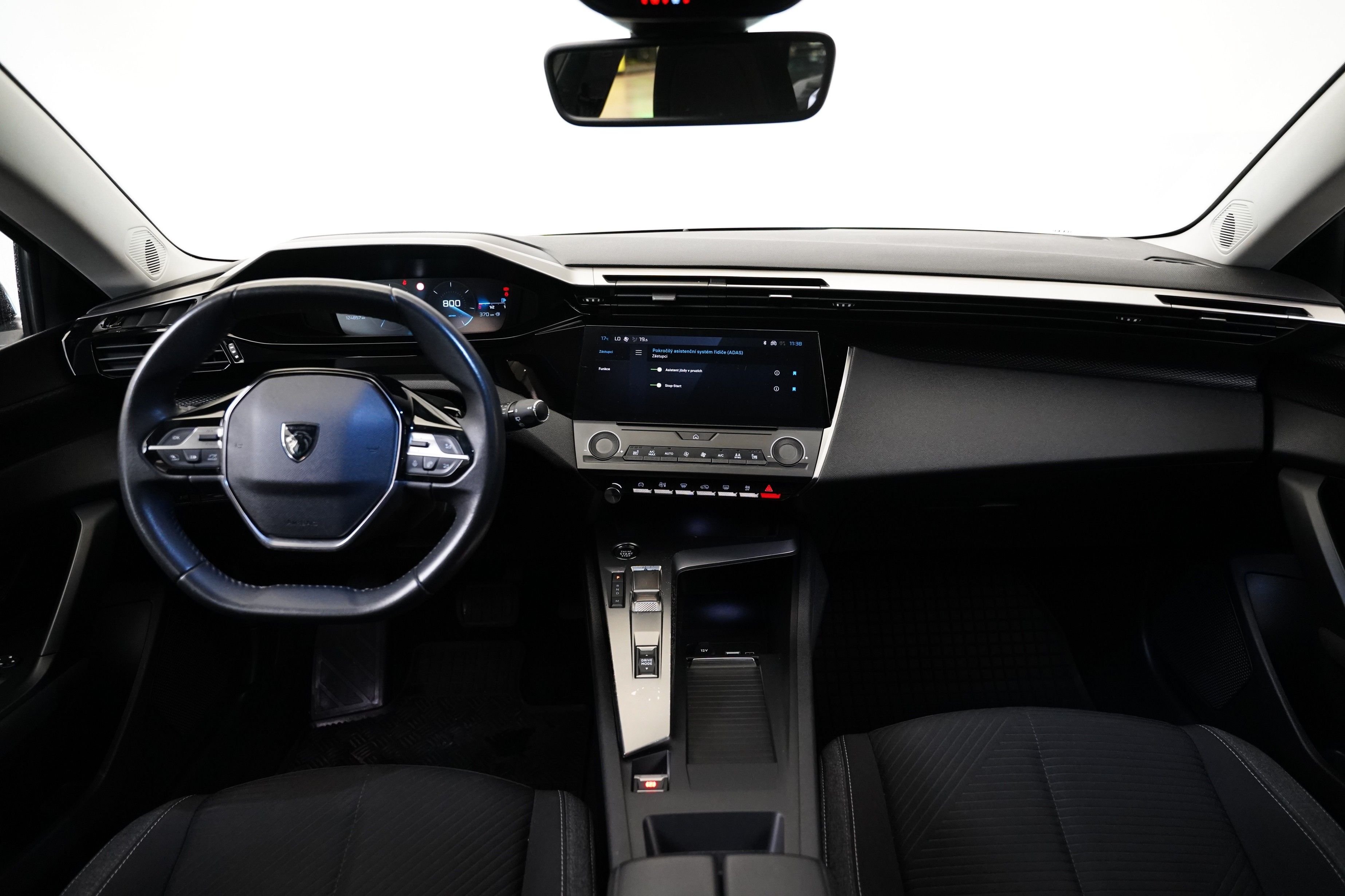 Peugeot 308, 1.5 BlueHDI 96 kW Active Pack - fotka 5