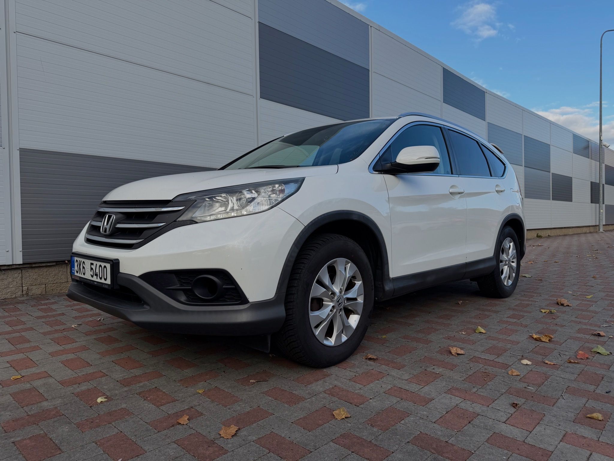 Honda CR-V, 2.0 i-VTEC 1.Maj Servis Honda - fotka 3