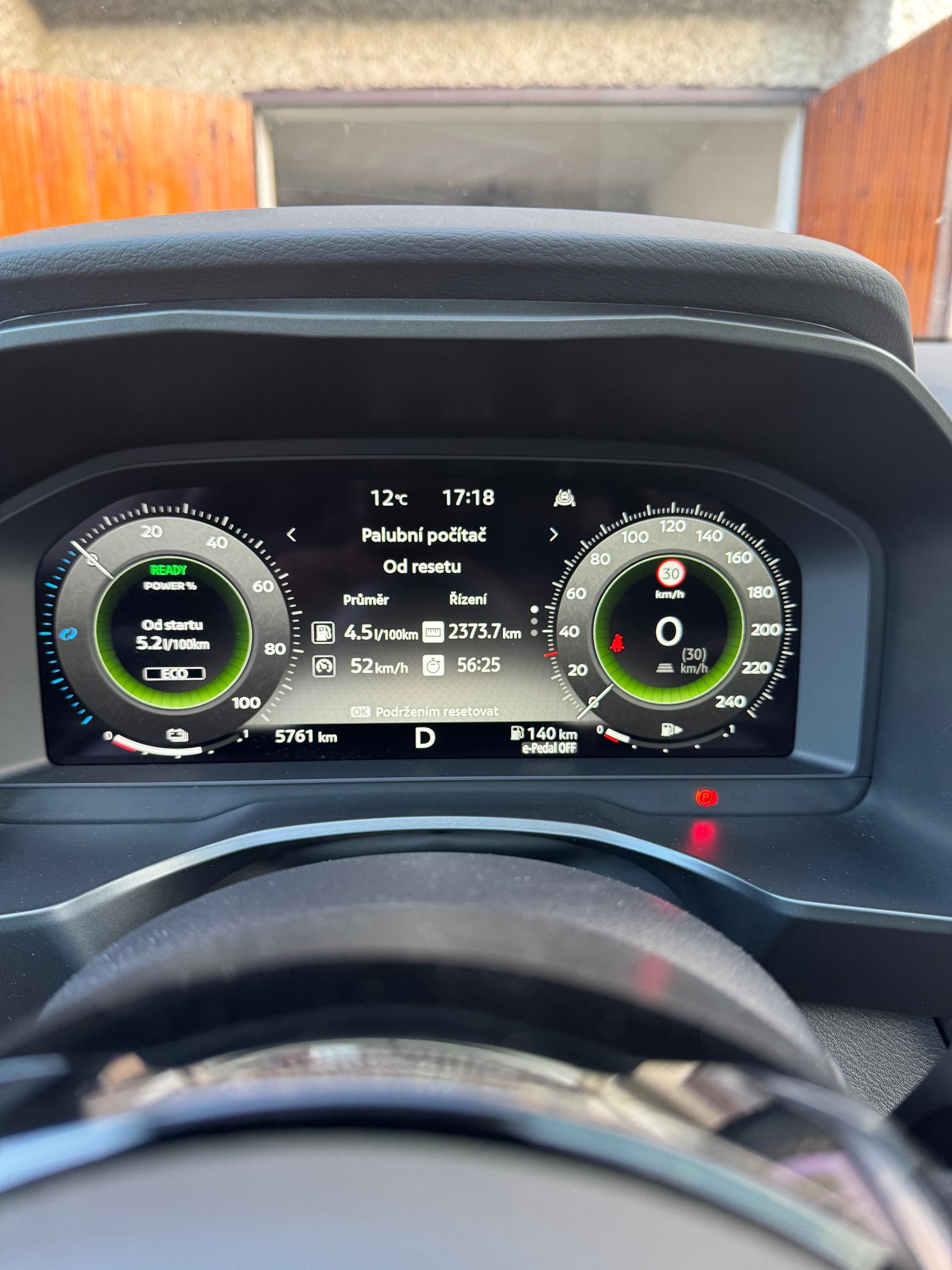 Nissan Qashqai, Nissan Qashqai e-POWER 151kw - fotka 5