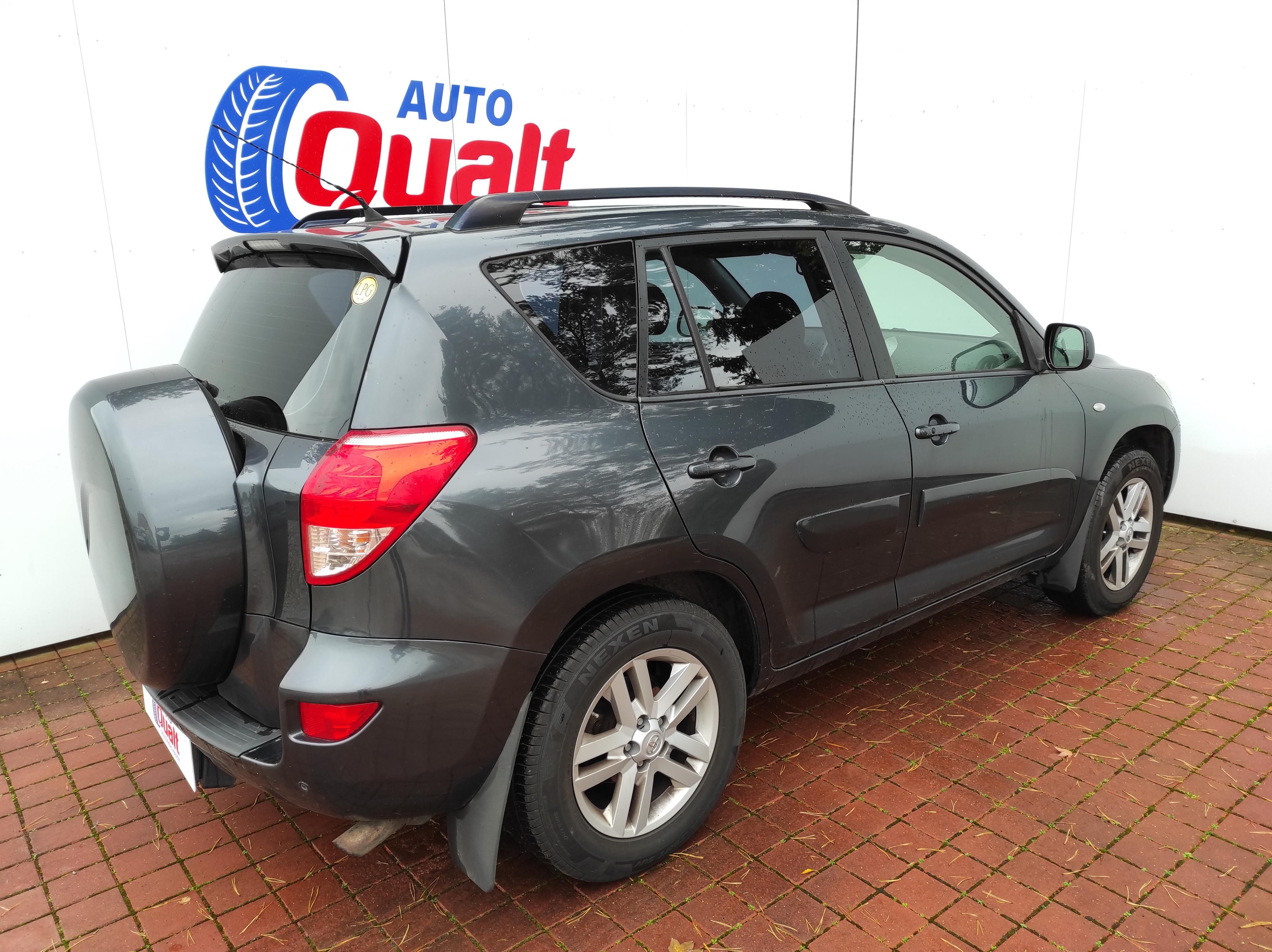 Toyota Rav4, 2.0 LPG, 4x4, AUTOMAT - fotka 3