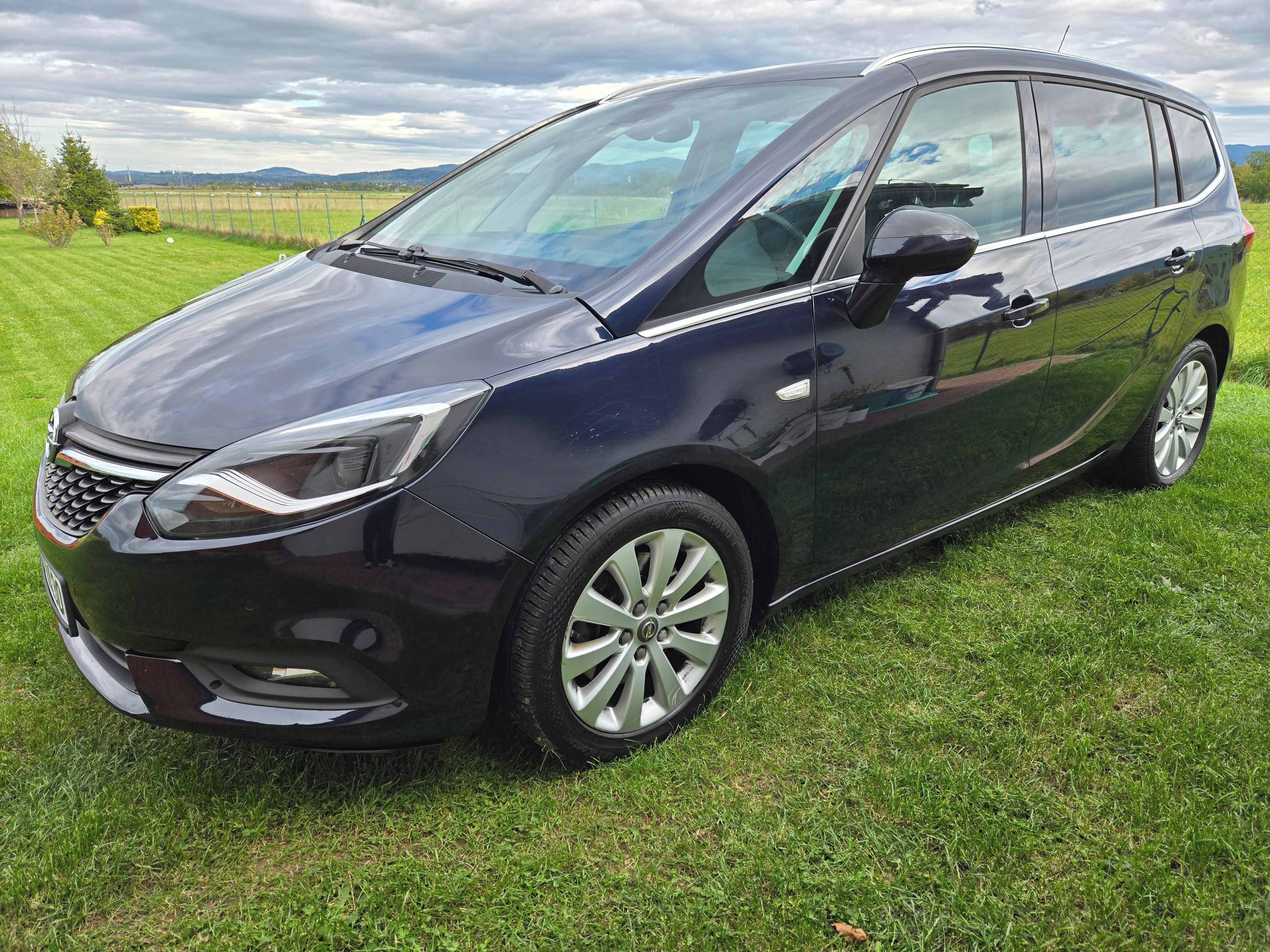 Opel Zafira, 1.6 Benzín (100 kW) | 7 míst