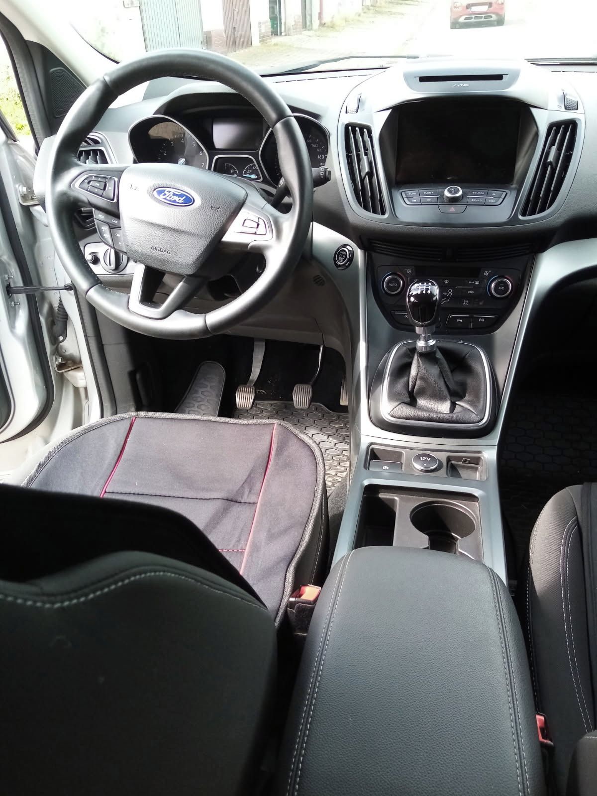Ford Kuga, Ford Kuga 1,5 2019 - fotka 5