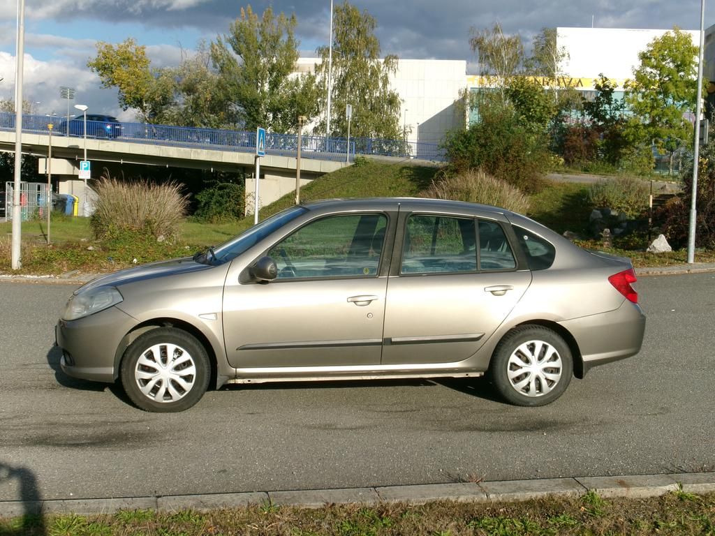 Renault Thalia, 1.2i 55kW - fotka 2