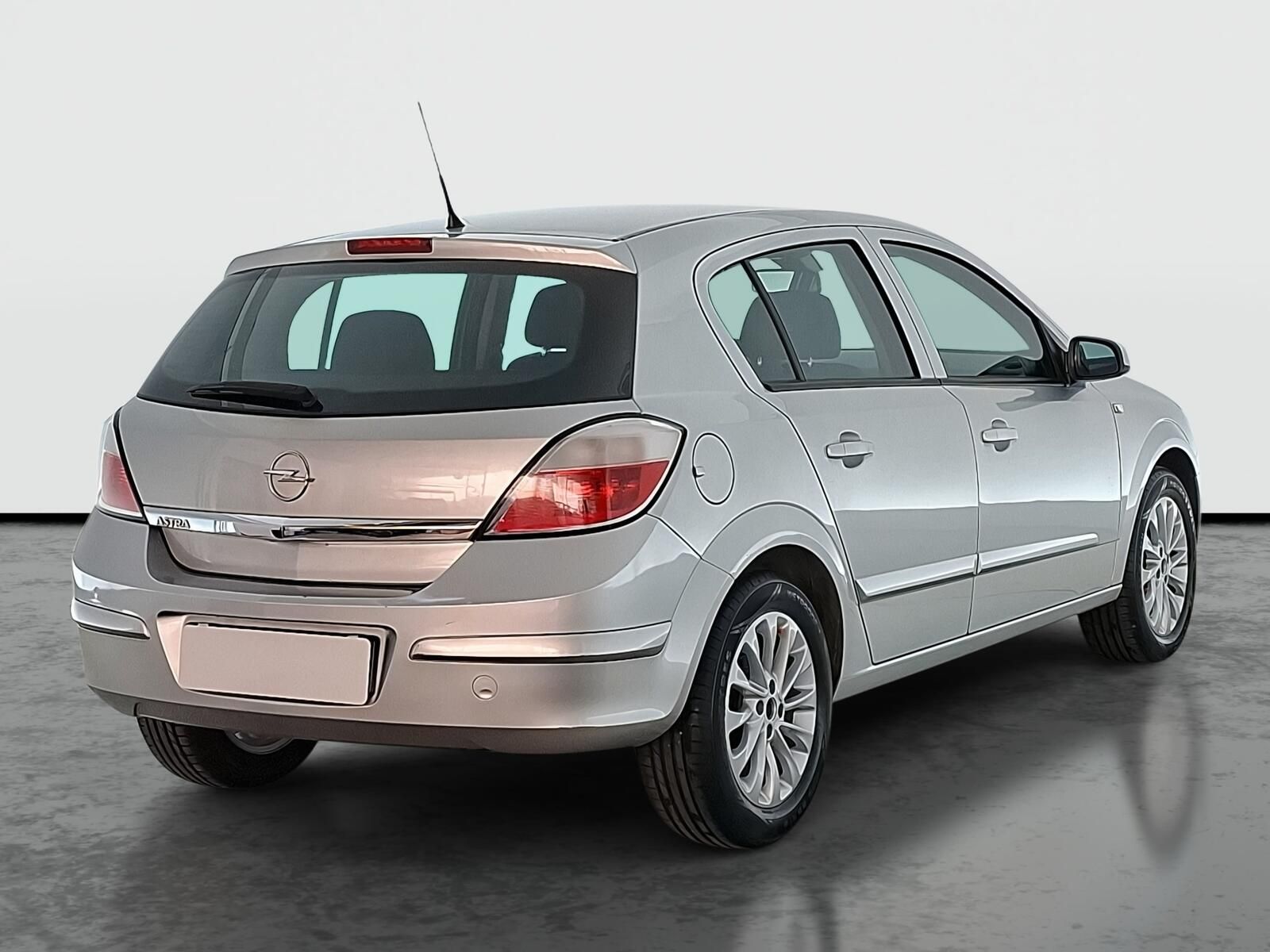 Opel Astra, 1.4 16V, Automat - fotka 5