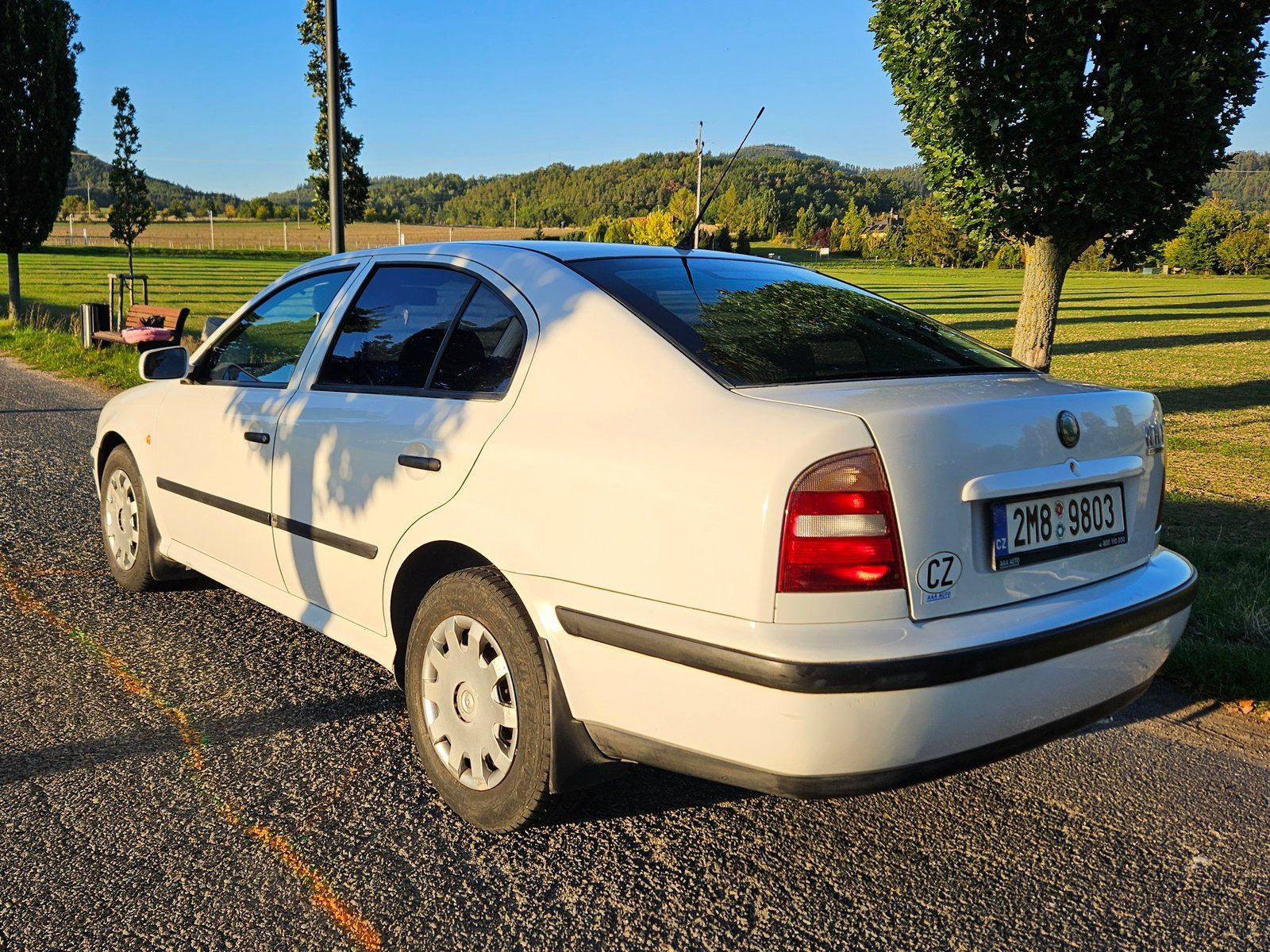 Škoda Octavia, 1.8 TURBO | AUTOMAT | TOP STAV - fotka 2