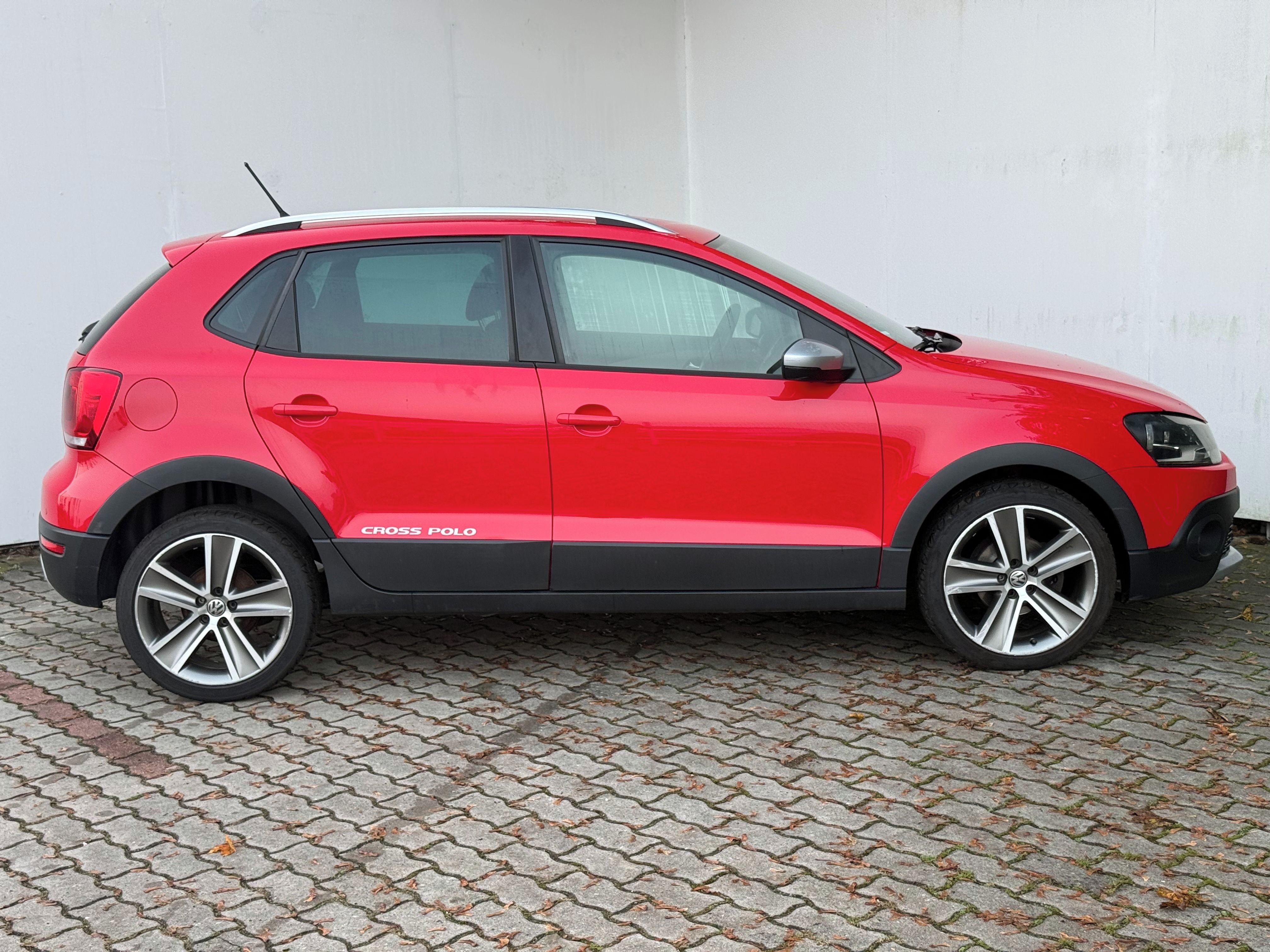 Volkswagen Polo, 1,4i 16V / 63 kW Cross - fotka 4