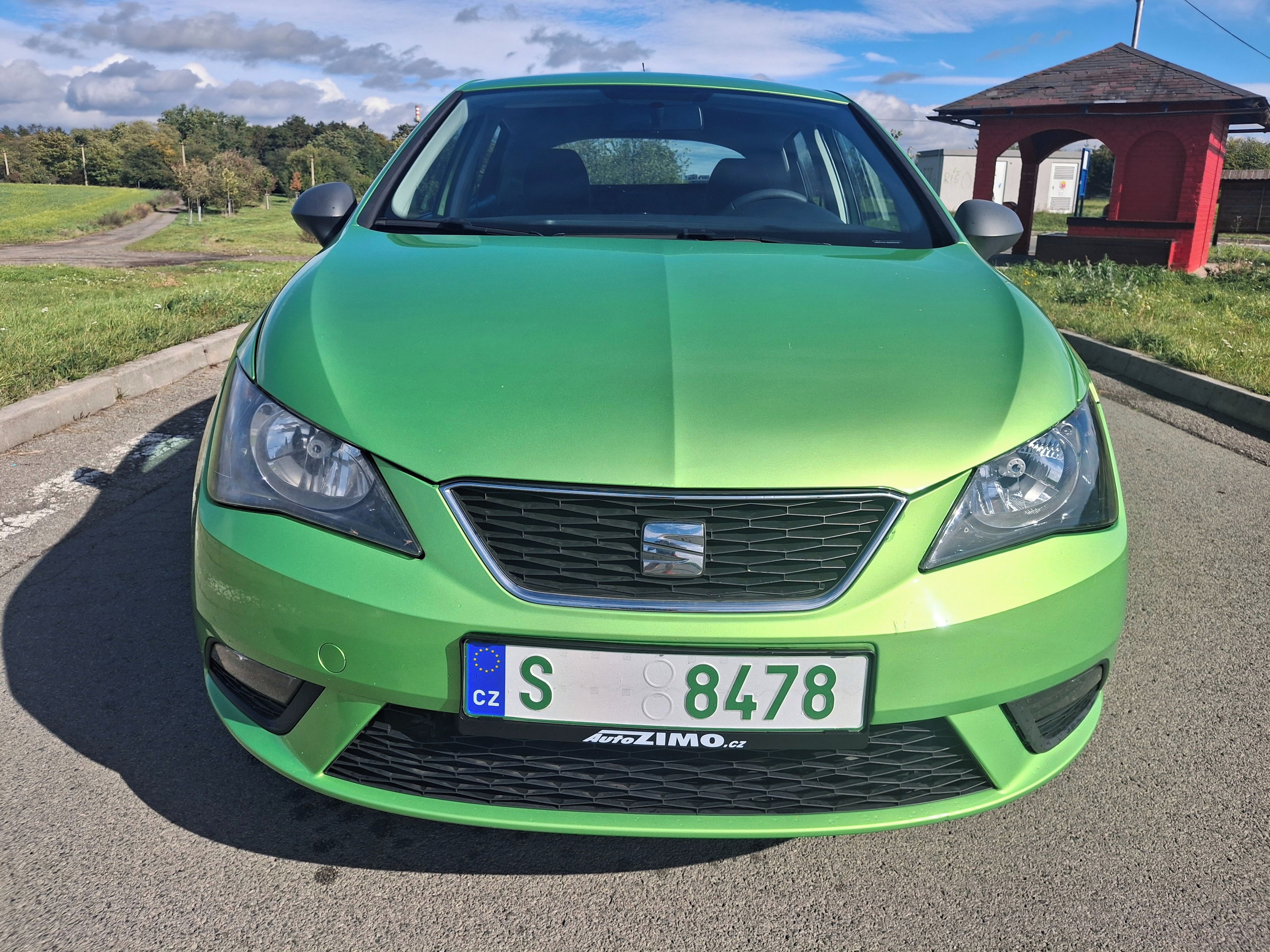 Seat Ibiza, 1,4 16v 63 KW KLIMA ALU - fotka 2