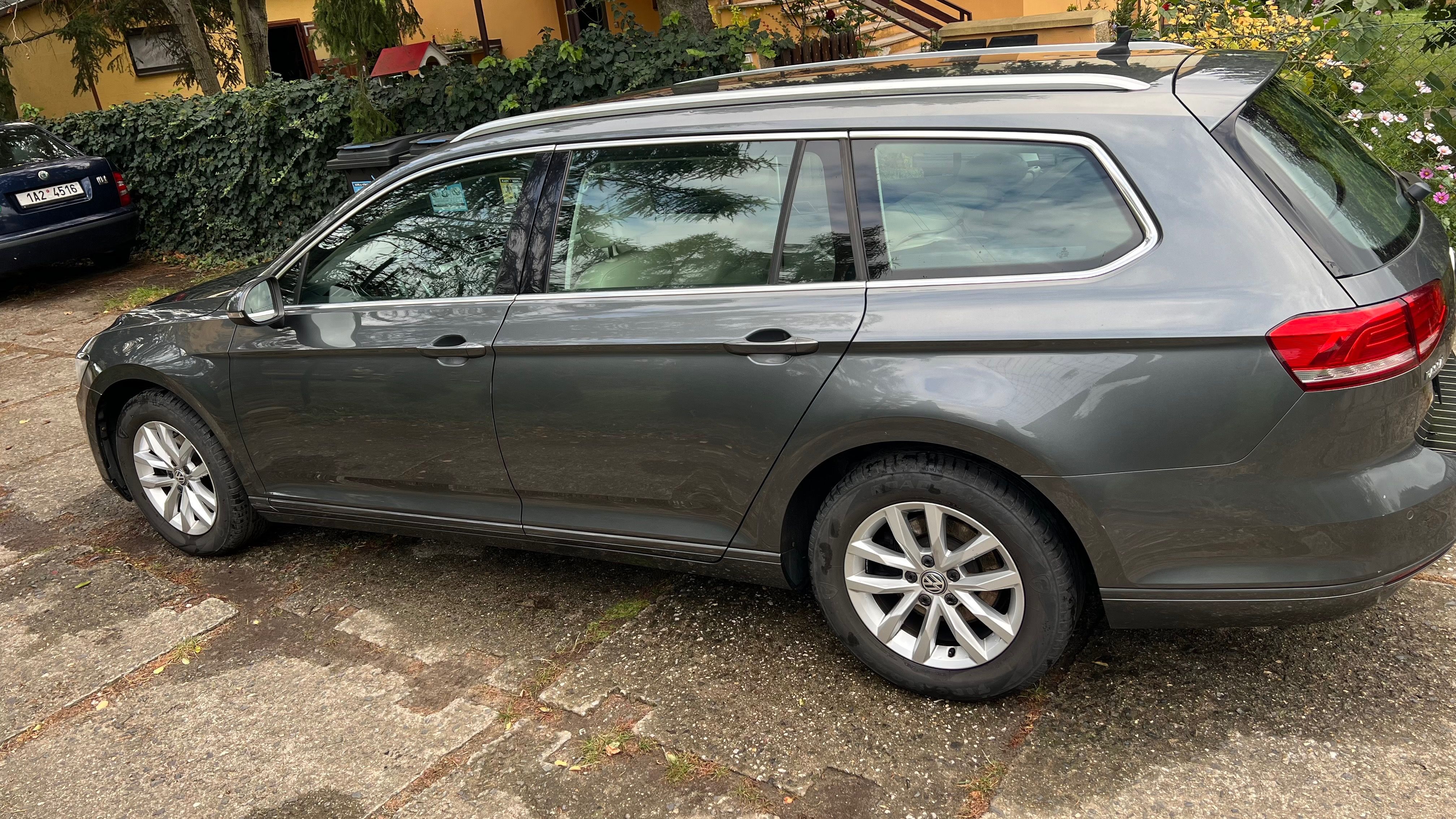 Volkswagen Passat, 2 - fotka 6